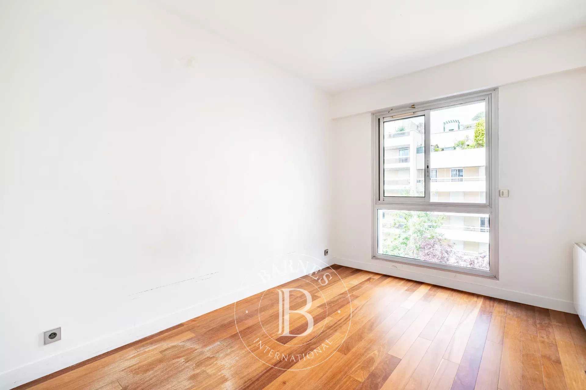 Boulogne-Billancourt  - Piso 3 Cuartos 2 Habitaciones