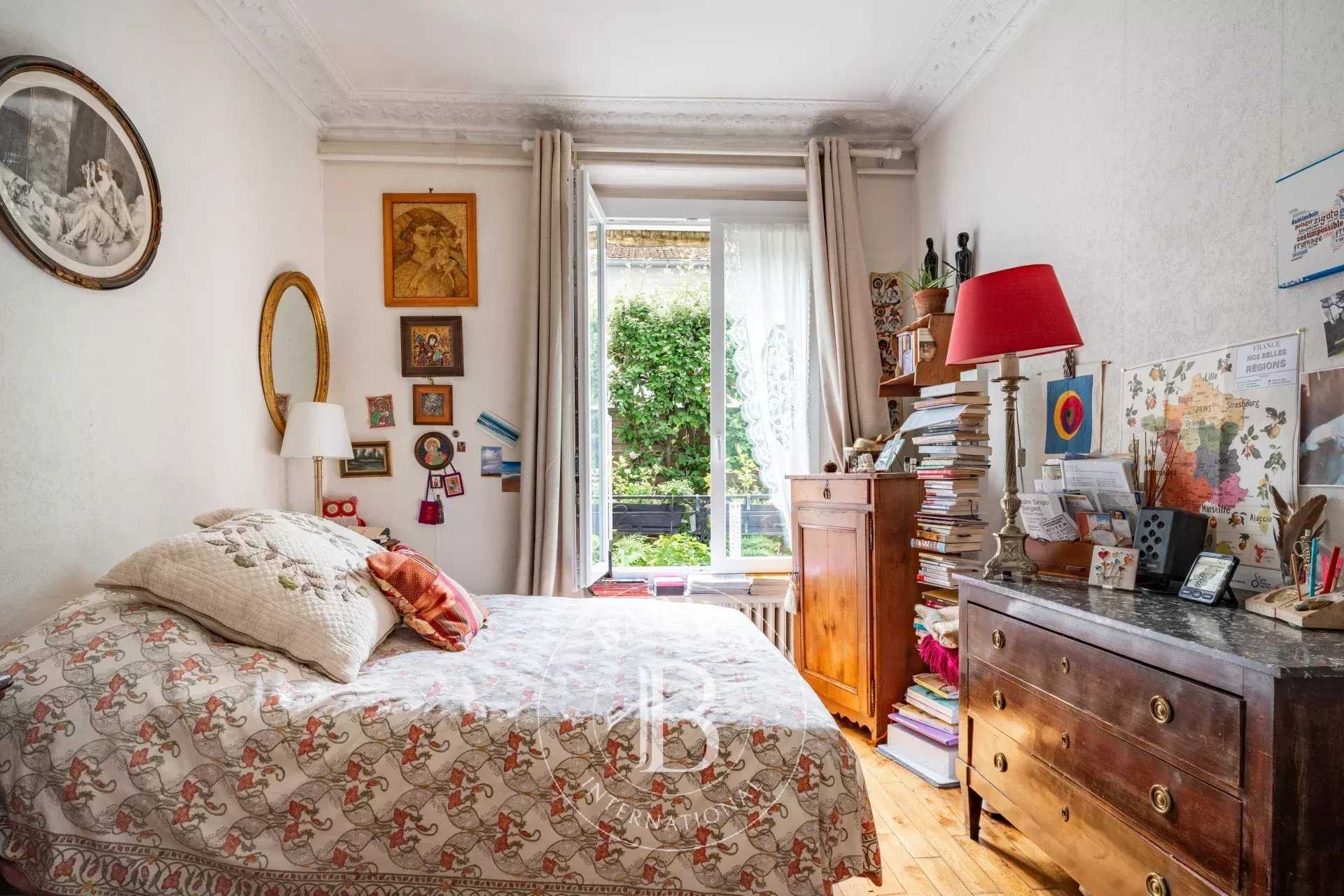 Boulogne-Billancourt  - Apartment 3 Bedrooms