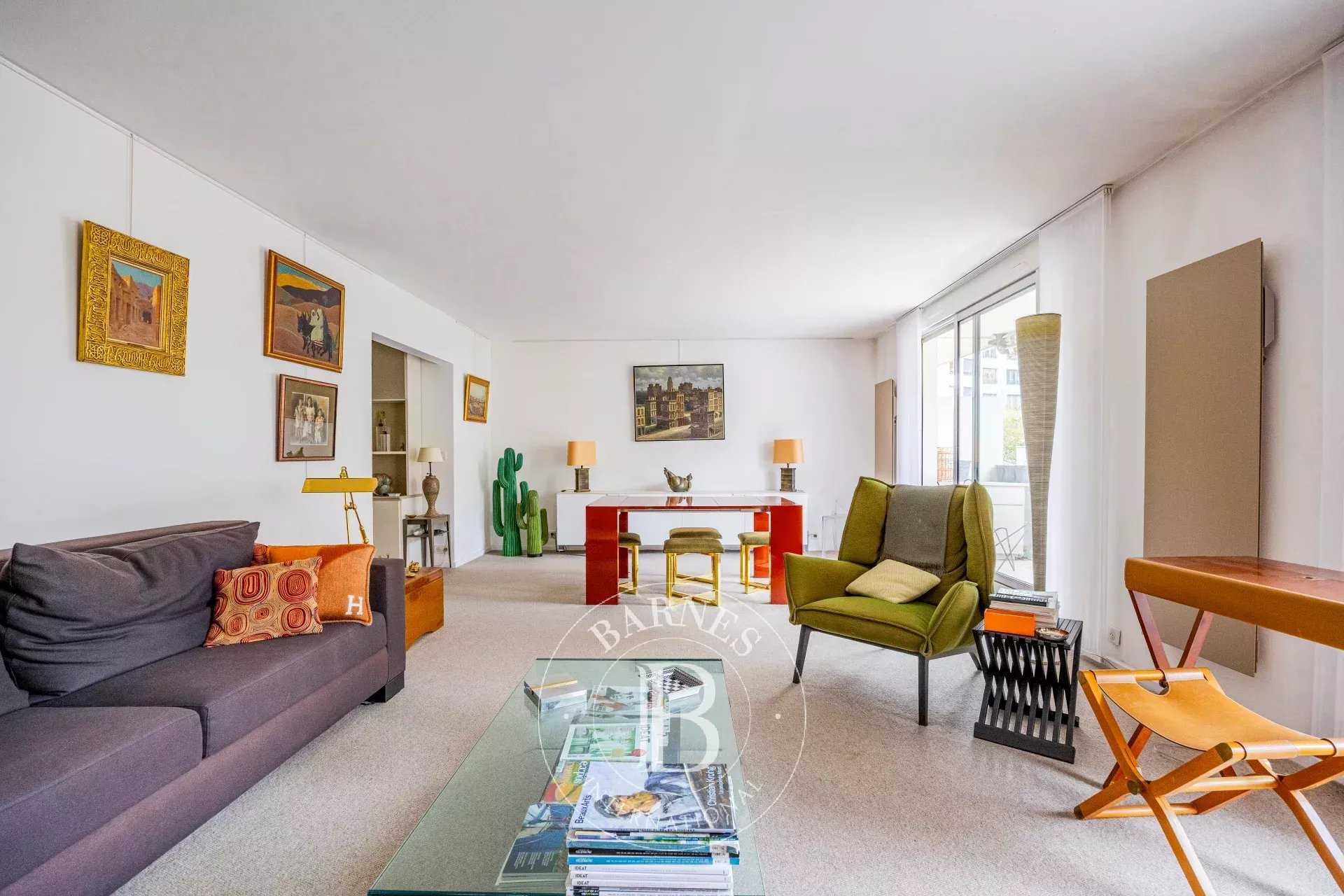 Boulogne-Billancourt  - Apartment 2 Bedrooms