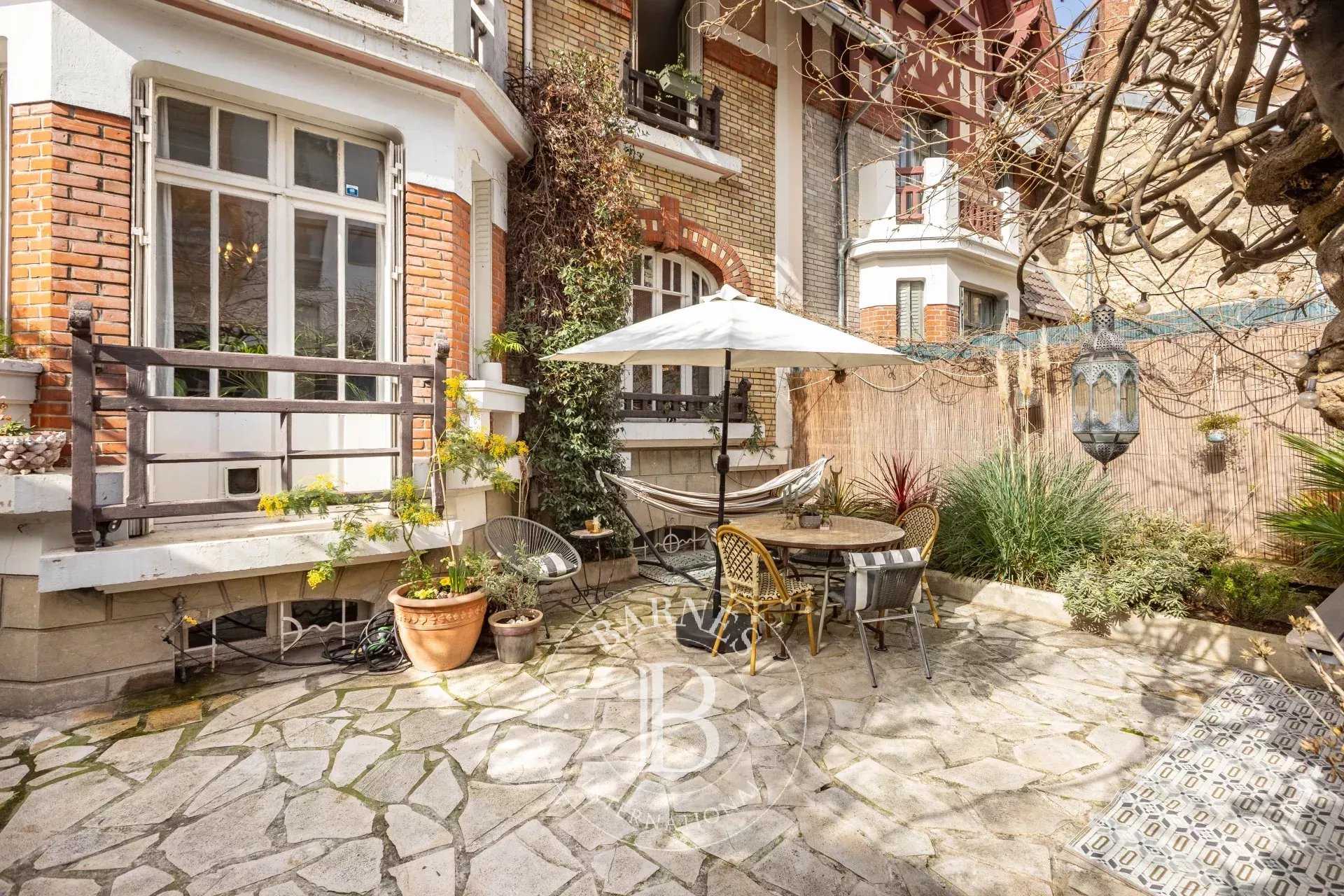 Boulogne-Billancourt  - Maison 8 Pi&egrave;ces 6 Chambres