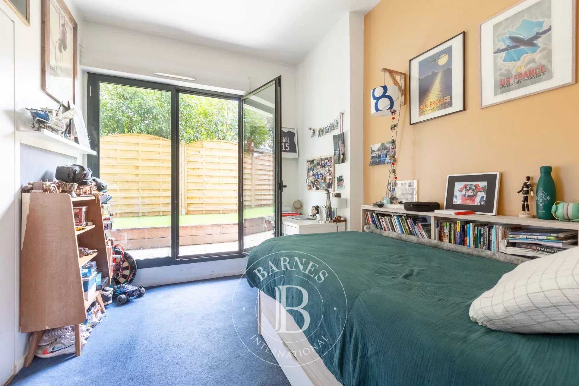 Boulogne-Billancourt  - Apartment 3 Bedrooms