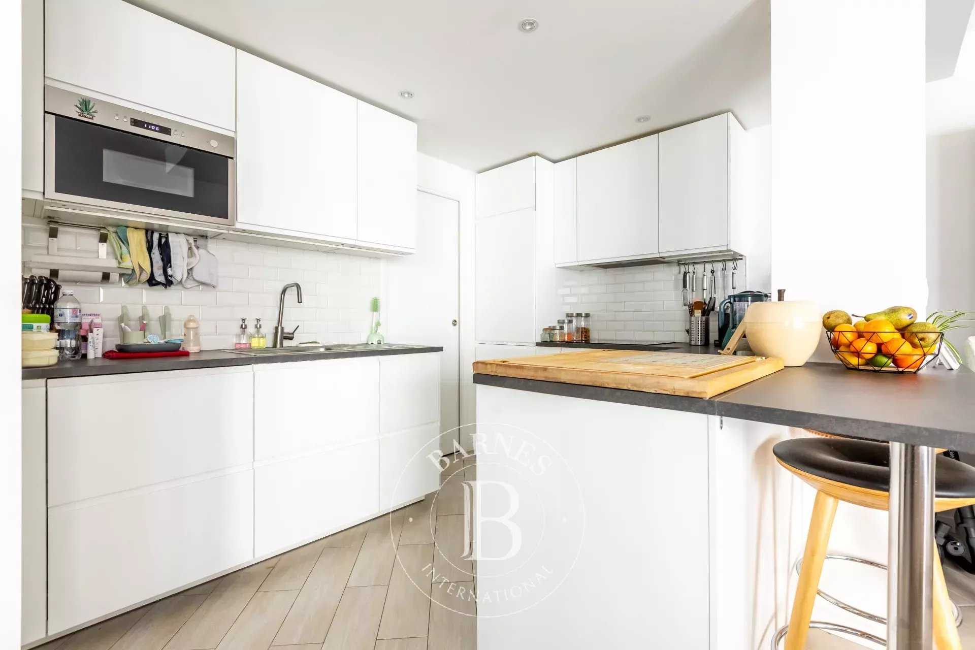 Boulogne-Billancourt  - Apartment 2 Bedrooms