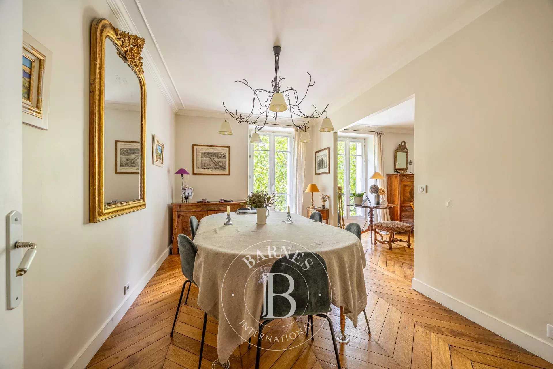 Boulogne-Billancourt  - Apartment 5 Bedrooms
