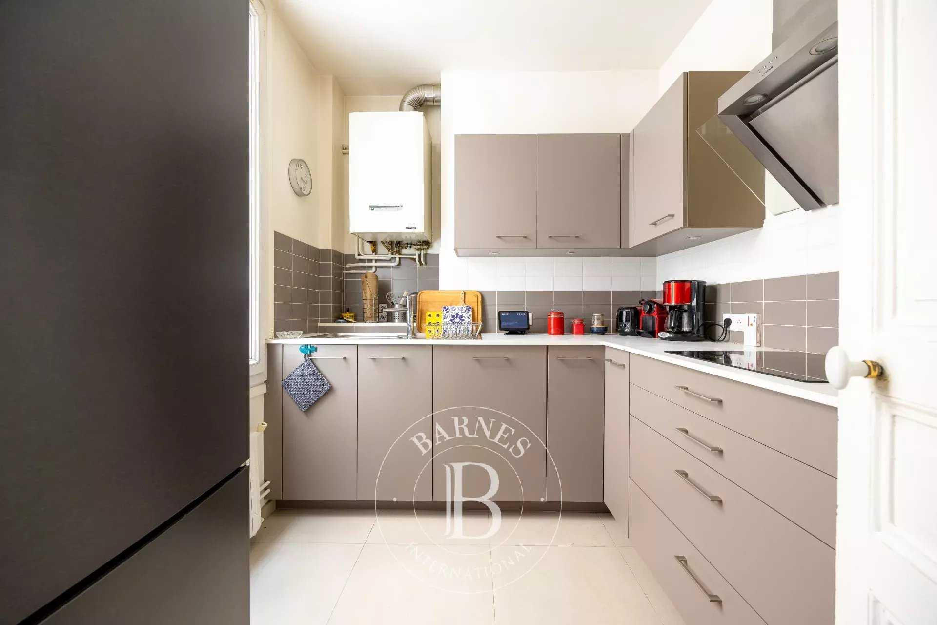 Boulogne-Billancourt  - Apartment 4 Bedrooms