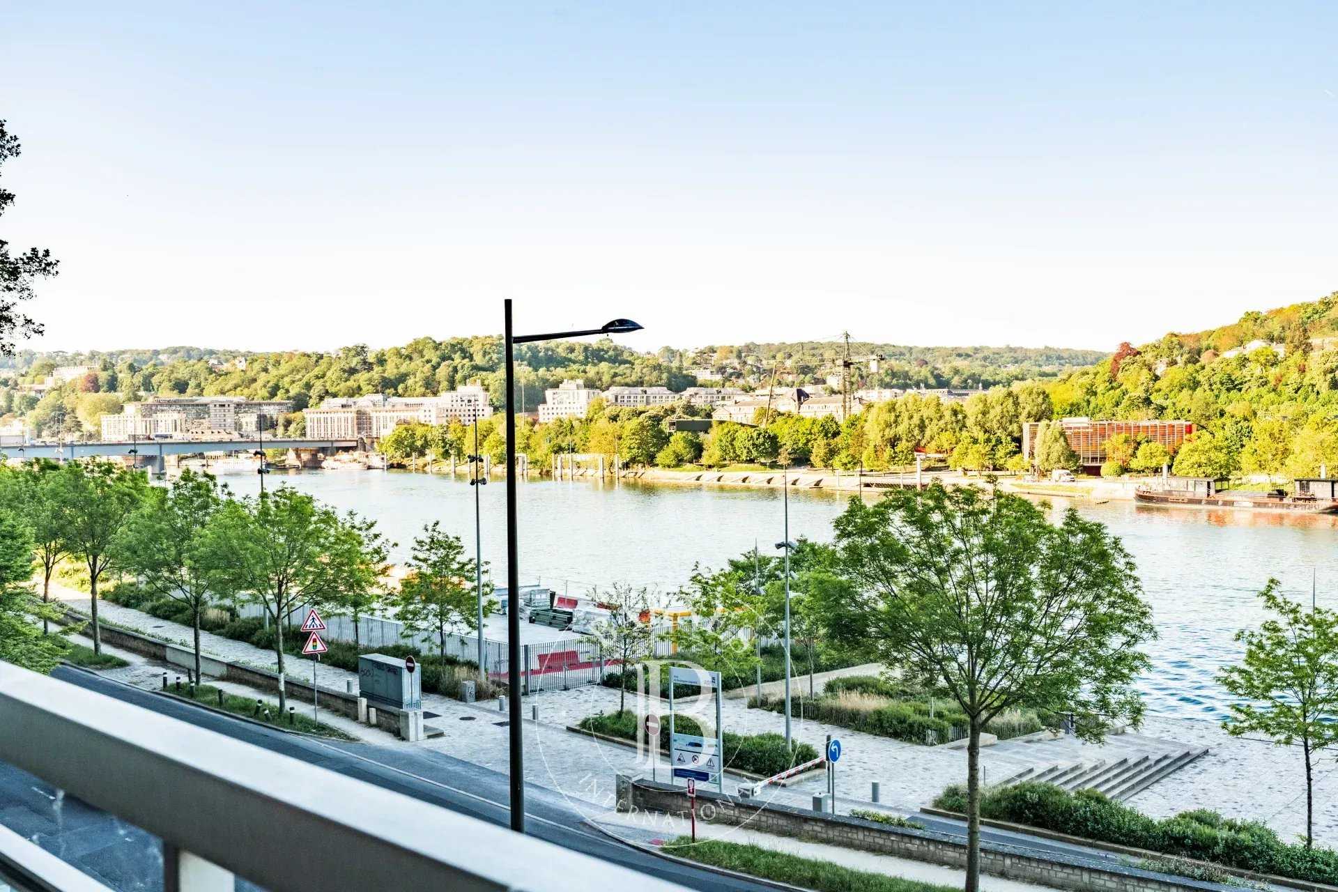 Boulogne-Billancourt  - Appartement 4 Pi&egrave;ces 2 Chambres