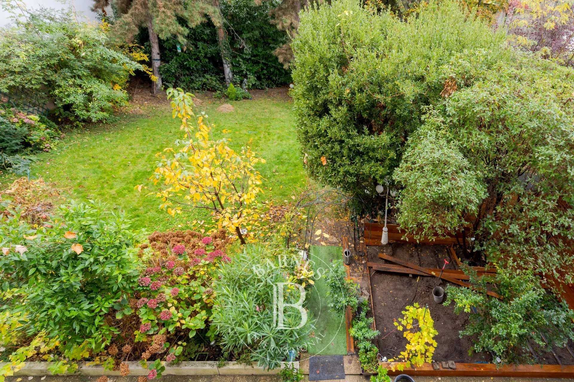 Boulogne-Billancourt  - Apartment 2 Bedrooms