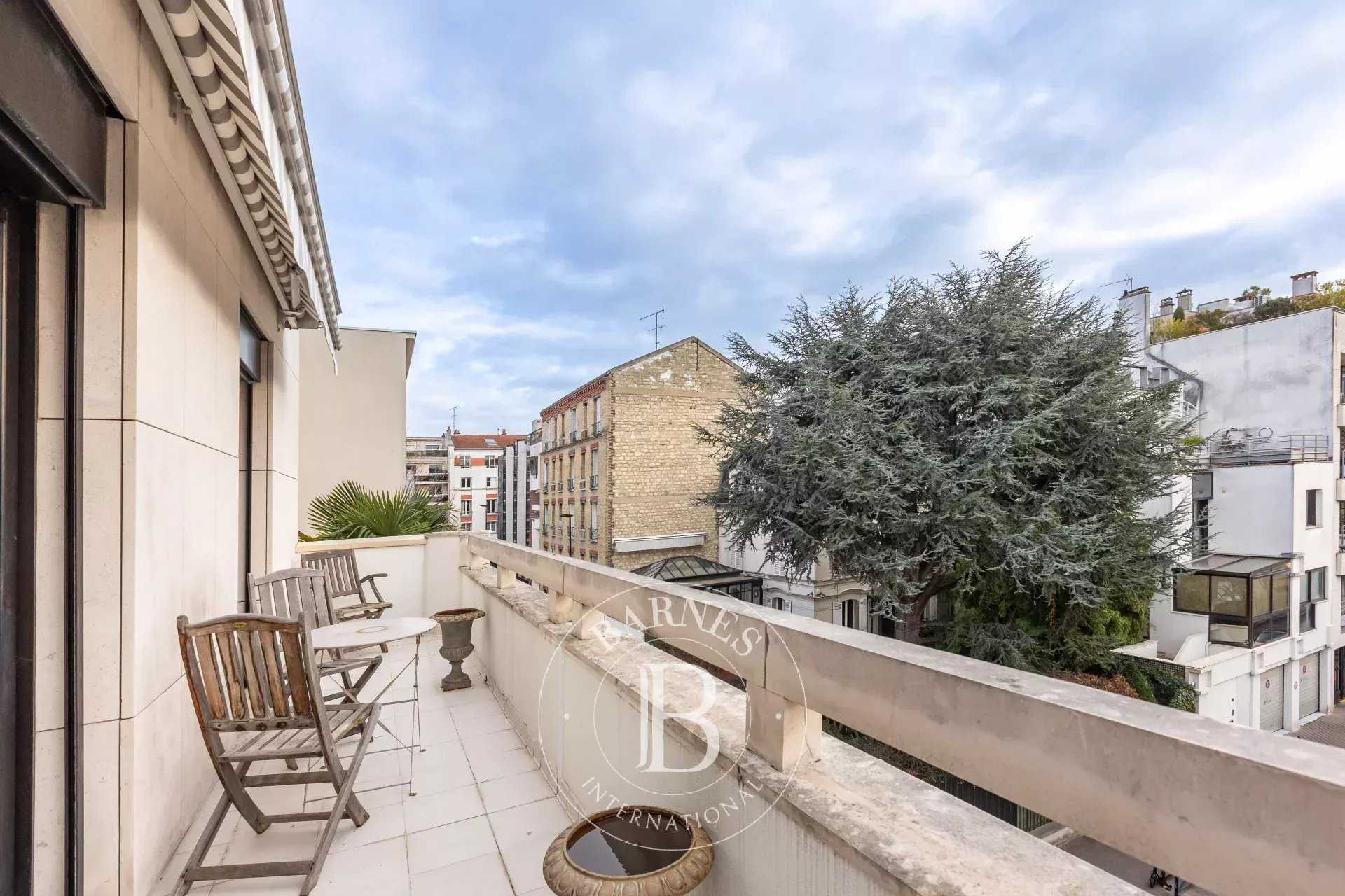 Boulogne-Billancourt  - Appartement 5 Pi&egrave;ces 2 Chambres