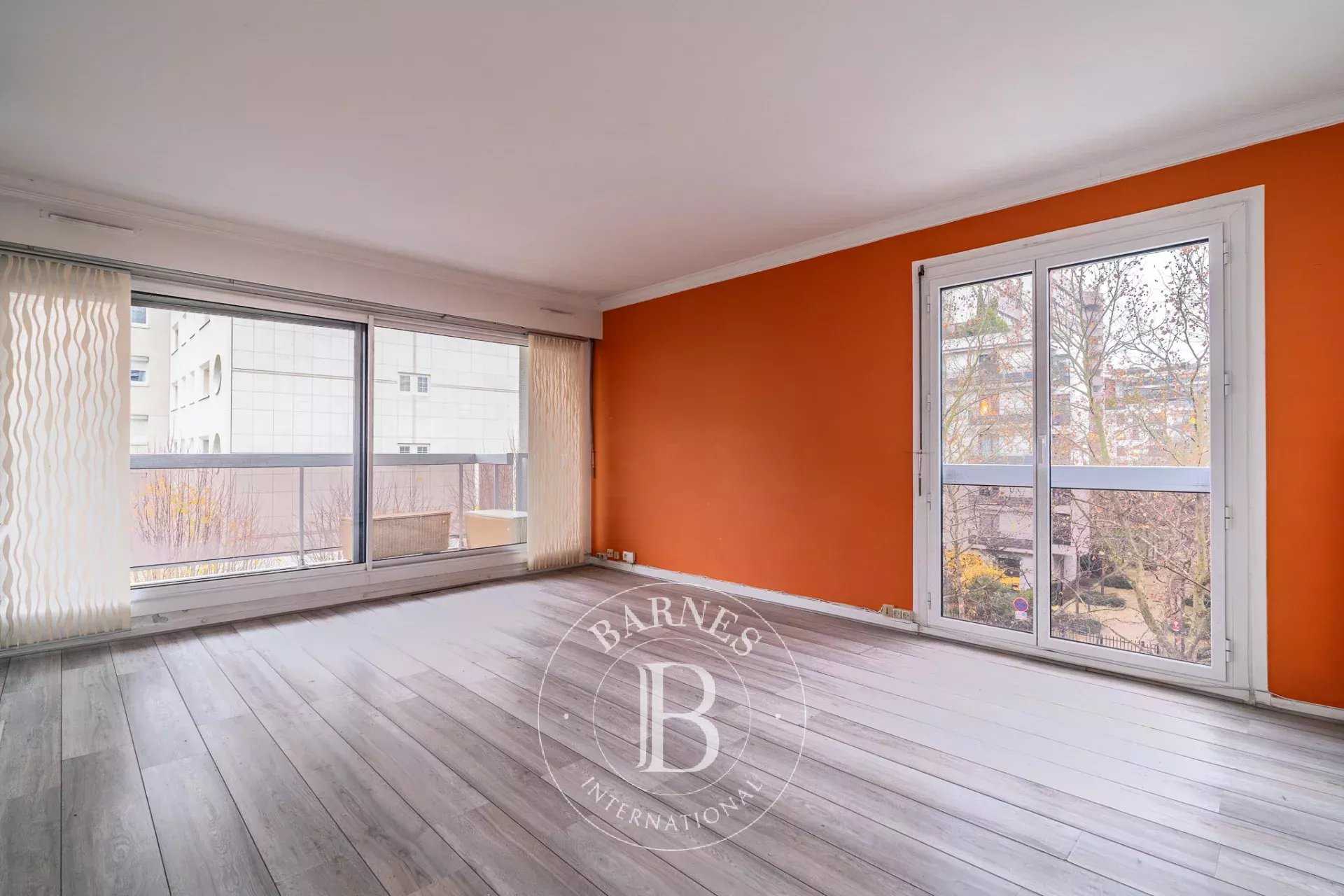 Boulogne-Billancourt  - Apartment 1 Bedroom