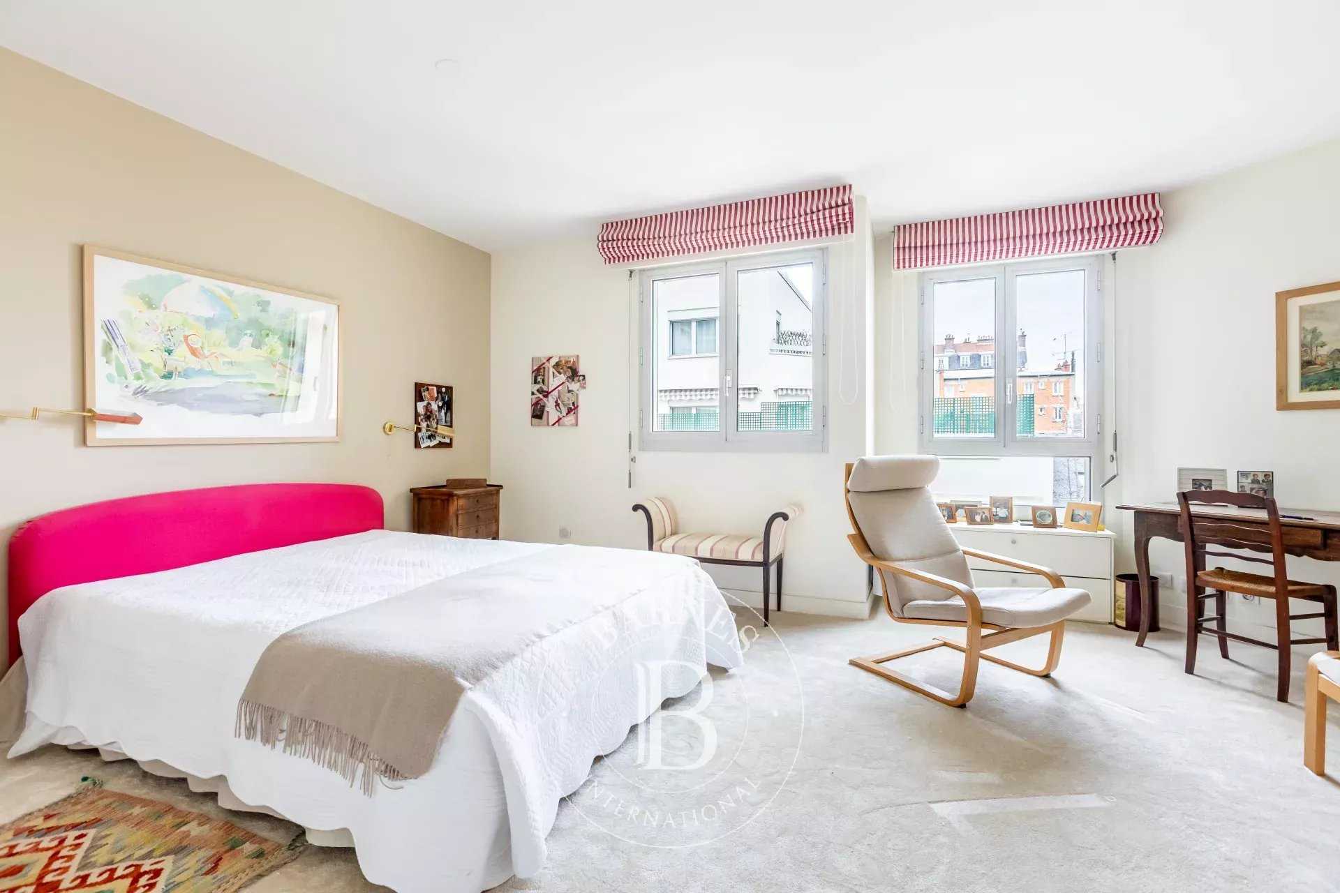 Boulogne-Billancourt  - Appartement 5 Pi&egrave;ces 2 Chambres