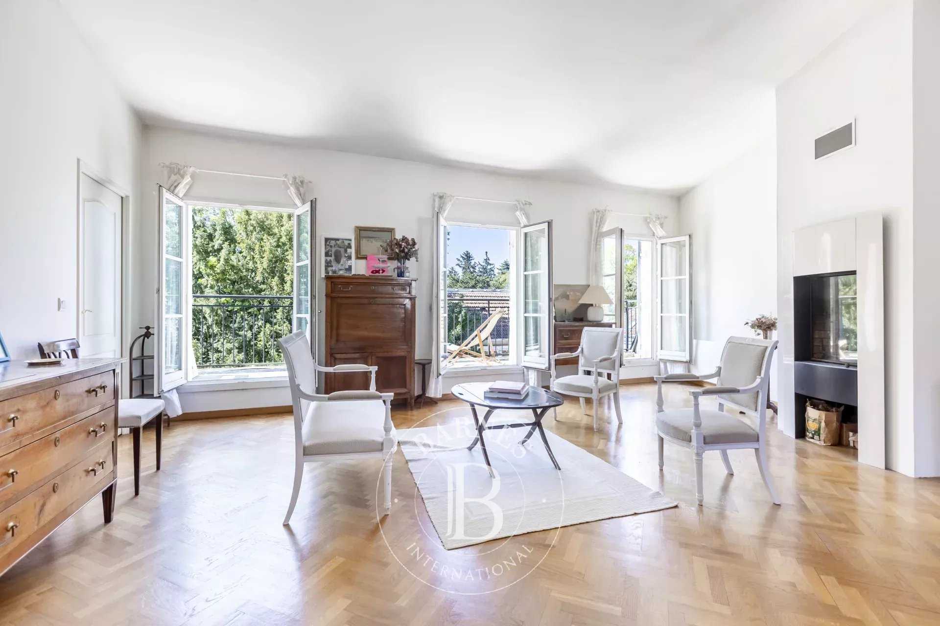 Boulogne-Billancourt  - Appartement 4 Pièces 2 Chambres