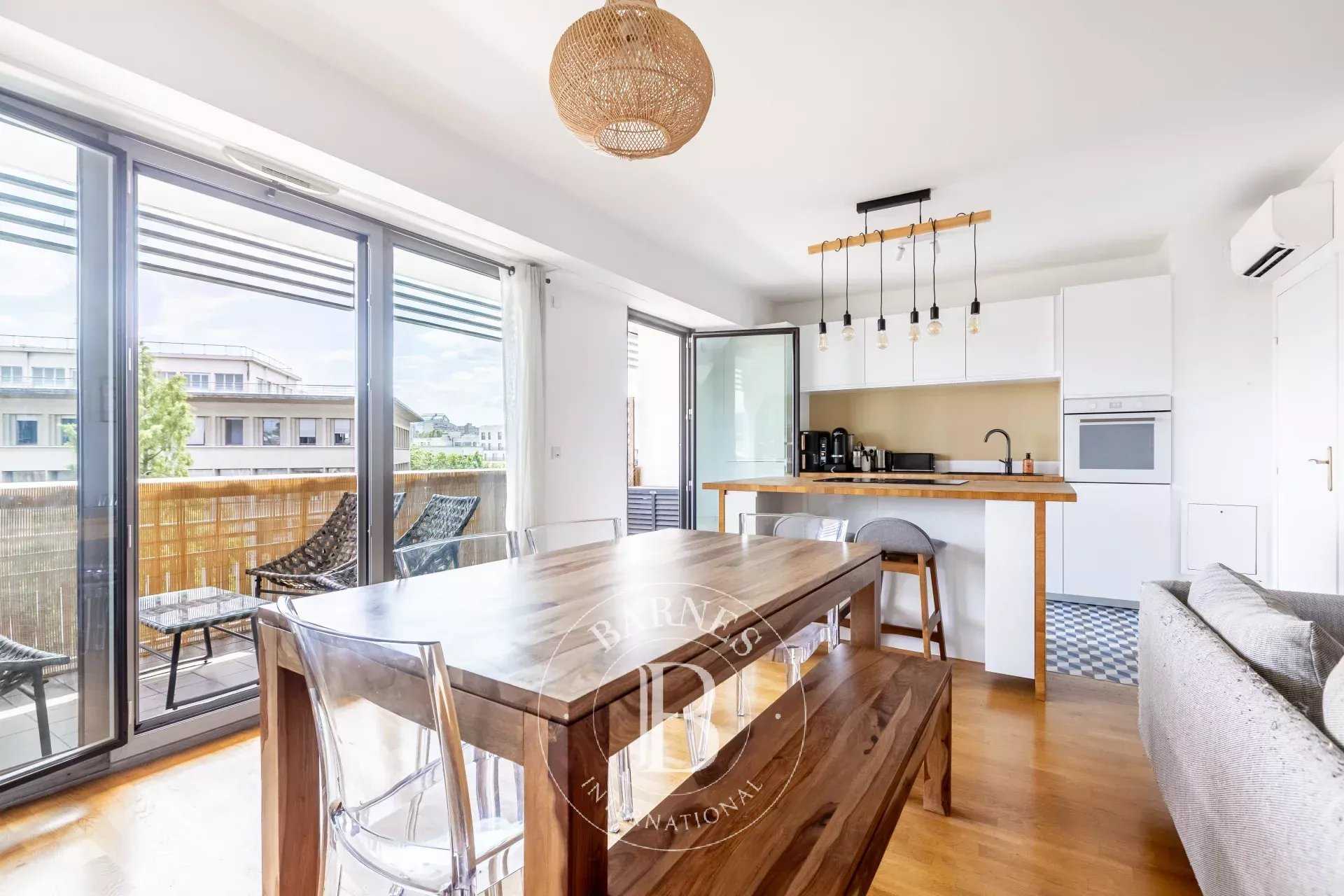 Boulogne-Billancourt  - Apartment 2 Bedrooms
