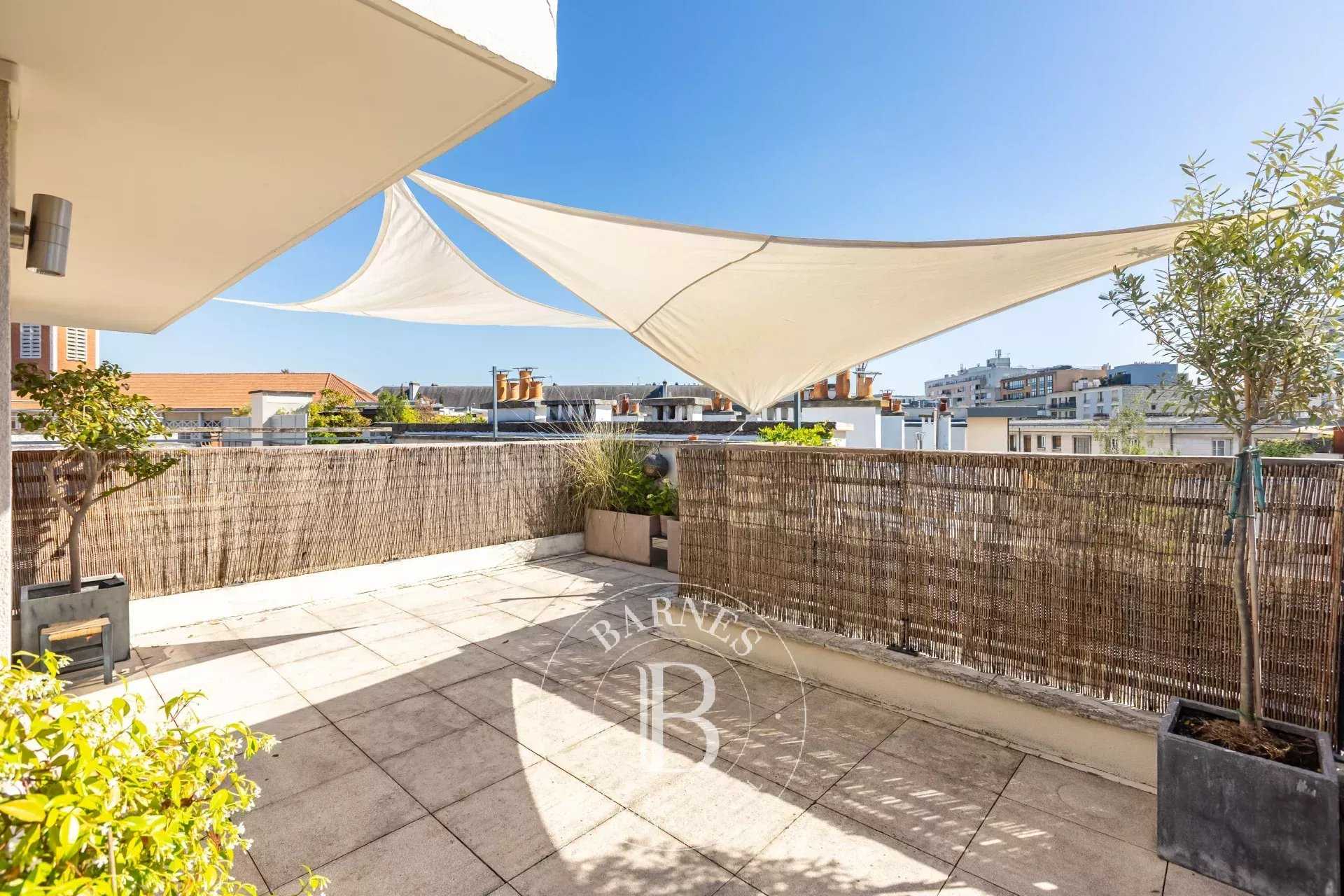 Boulogne-Billancourt  - Piso 5 Cuartos 4 Habitaciones
