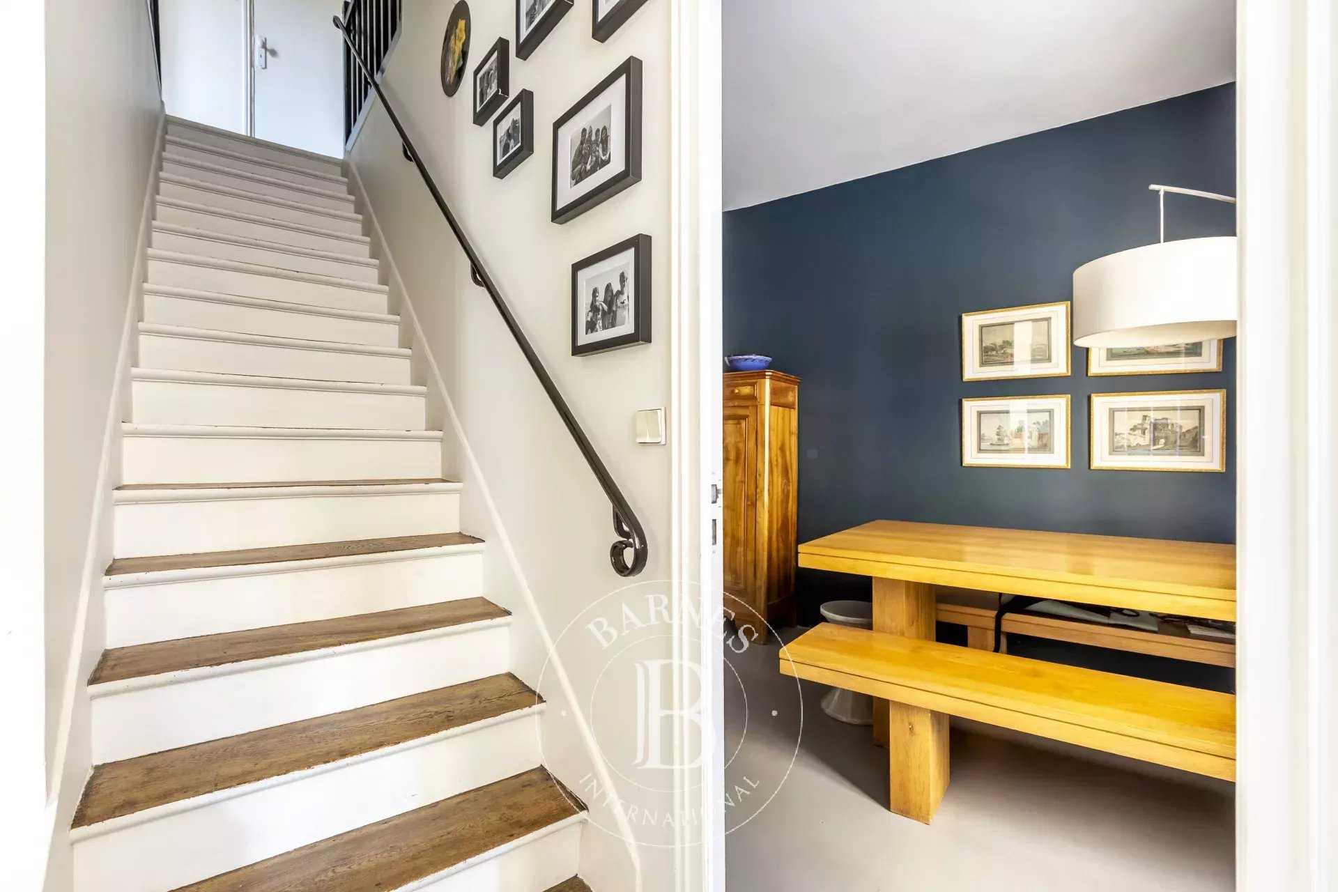 Boulogne-Billancourt  - Maison 7 Pièces 5 Chambres