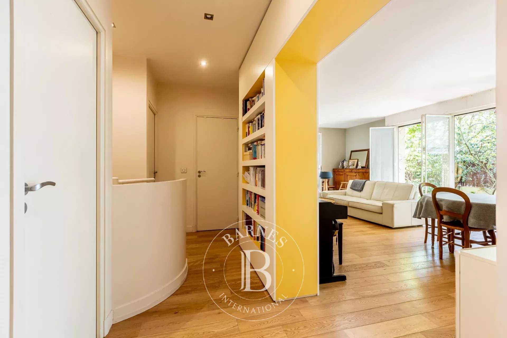 Boulogne-Billancourt  - Apartment 3 Bedrooms