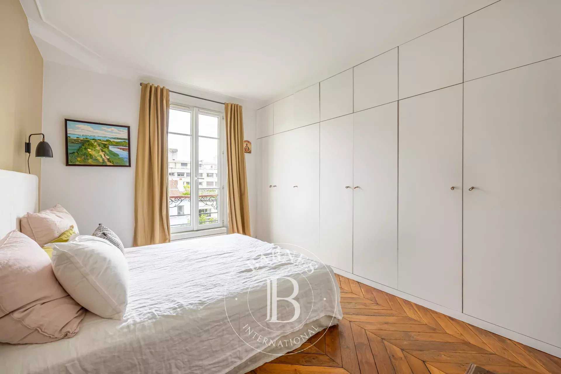 Boulogne-Billancourt  - Apartment 5 Bedrooms