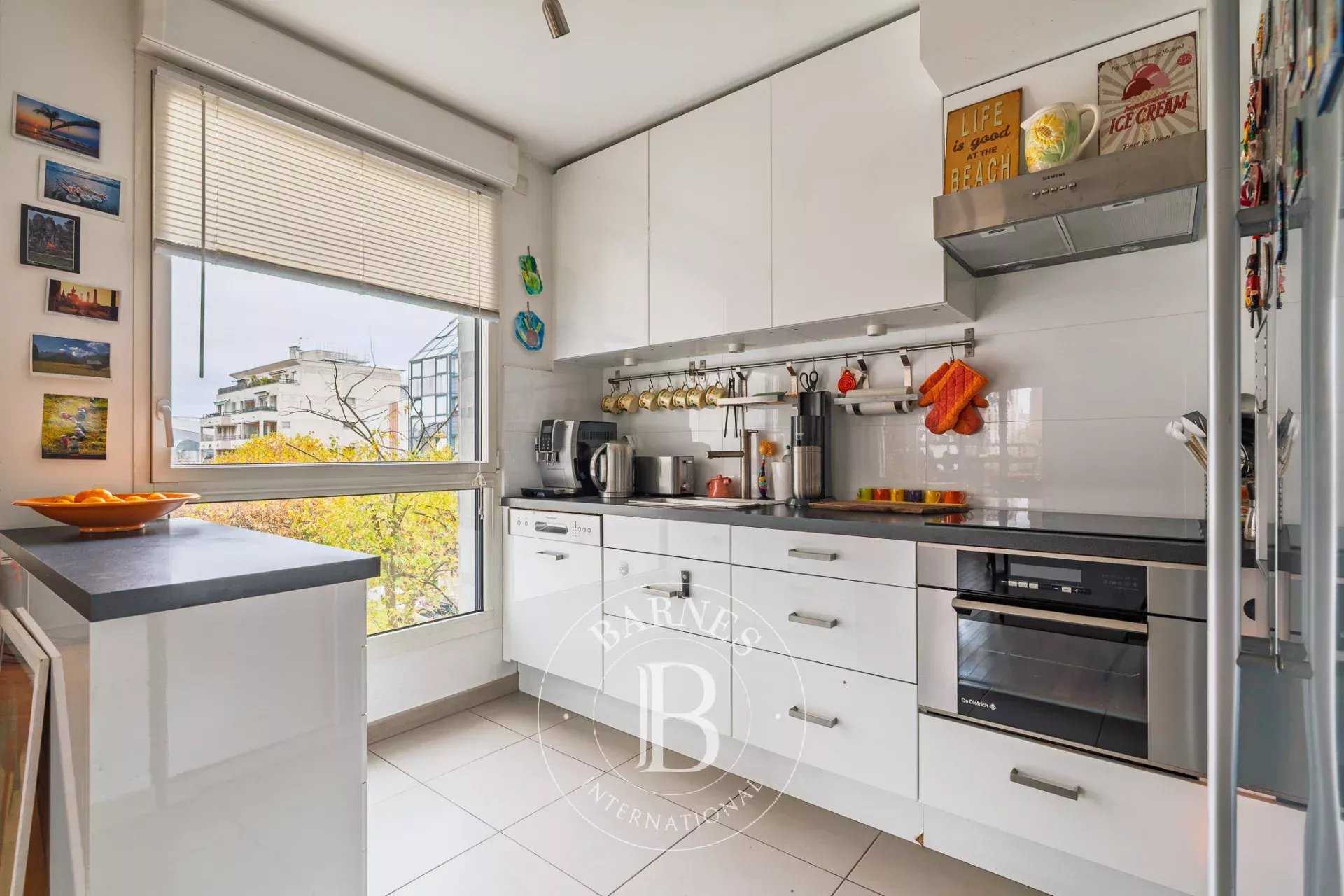 Boulogne-Billancourt  - Apartment 3 Bedrooms