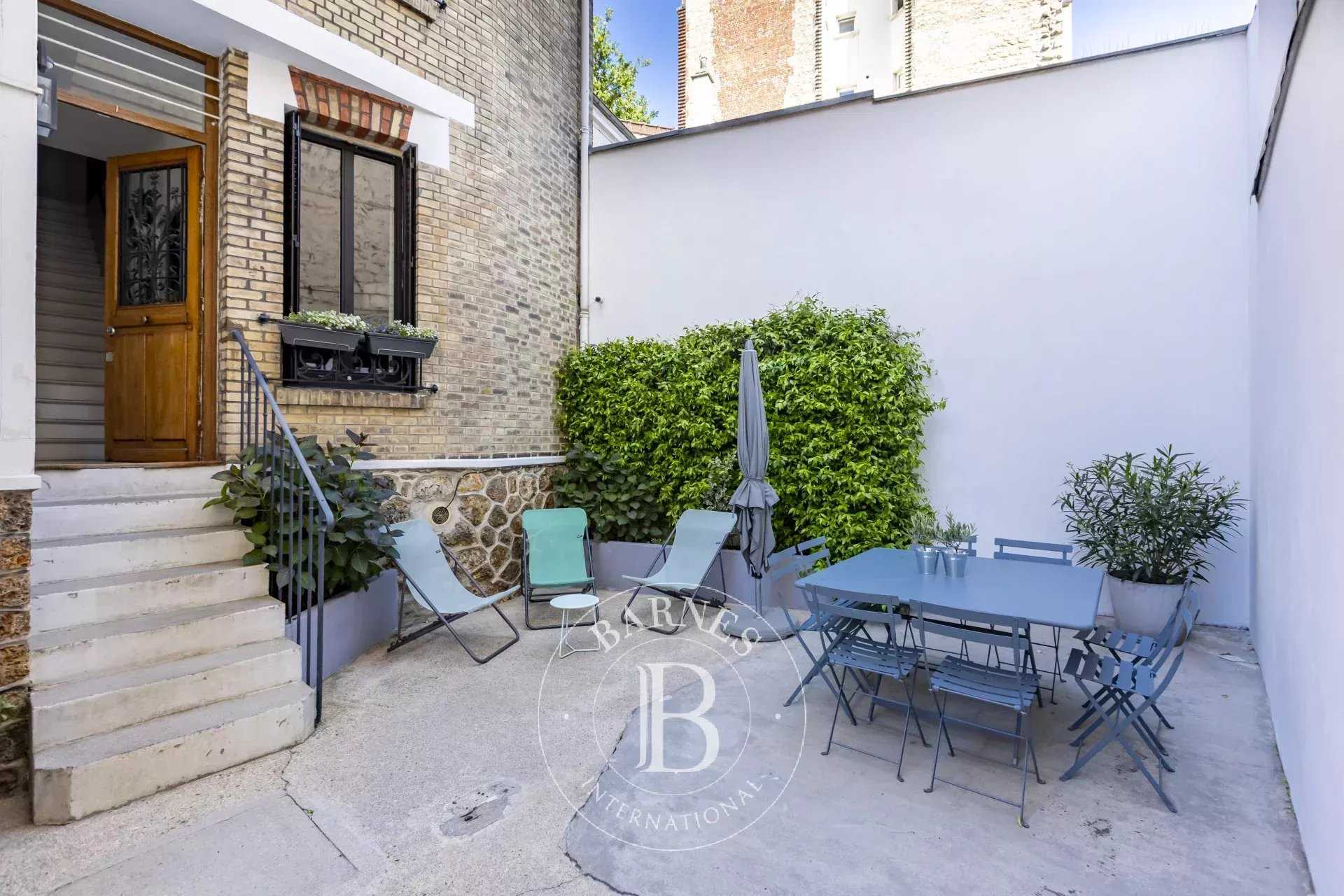 Boulogne-Billancourt  - Maison 7 Pièces 5 Chambres