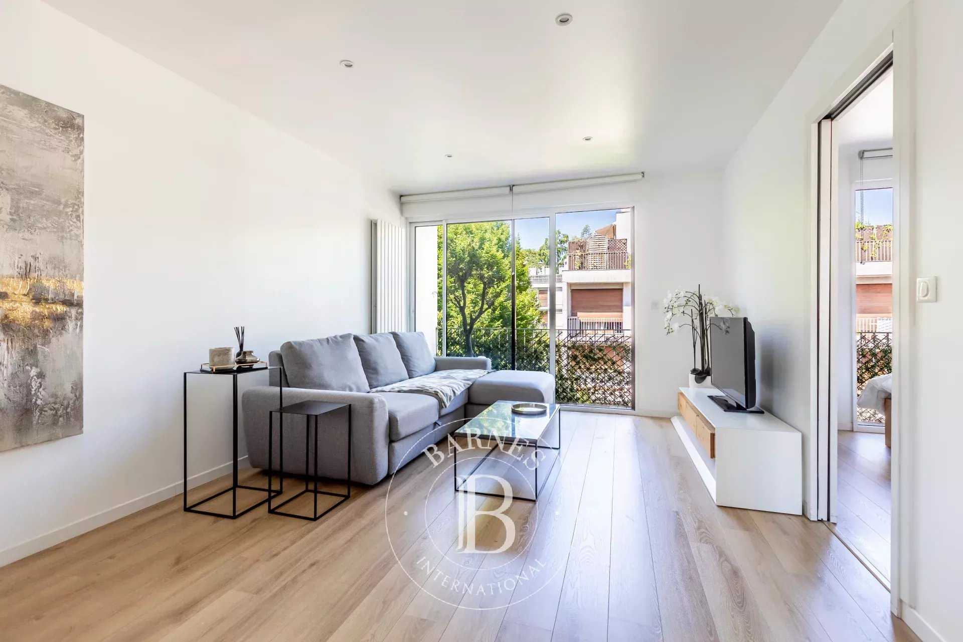 Boulogne-Billancourt  - Apartment 1 Bedroom