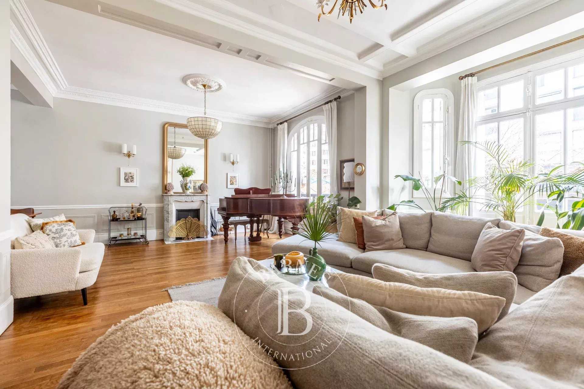 Maison Boulogne-Billancourt  -  ref 86797397 (picture 1)