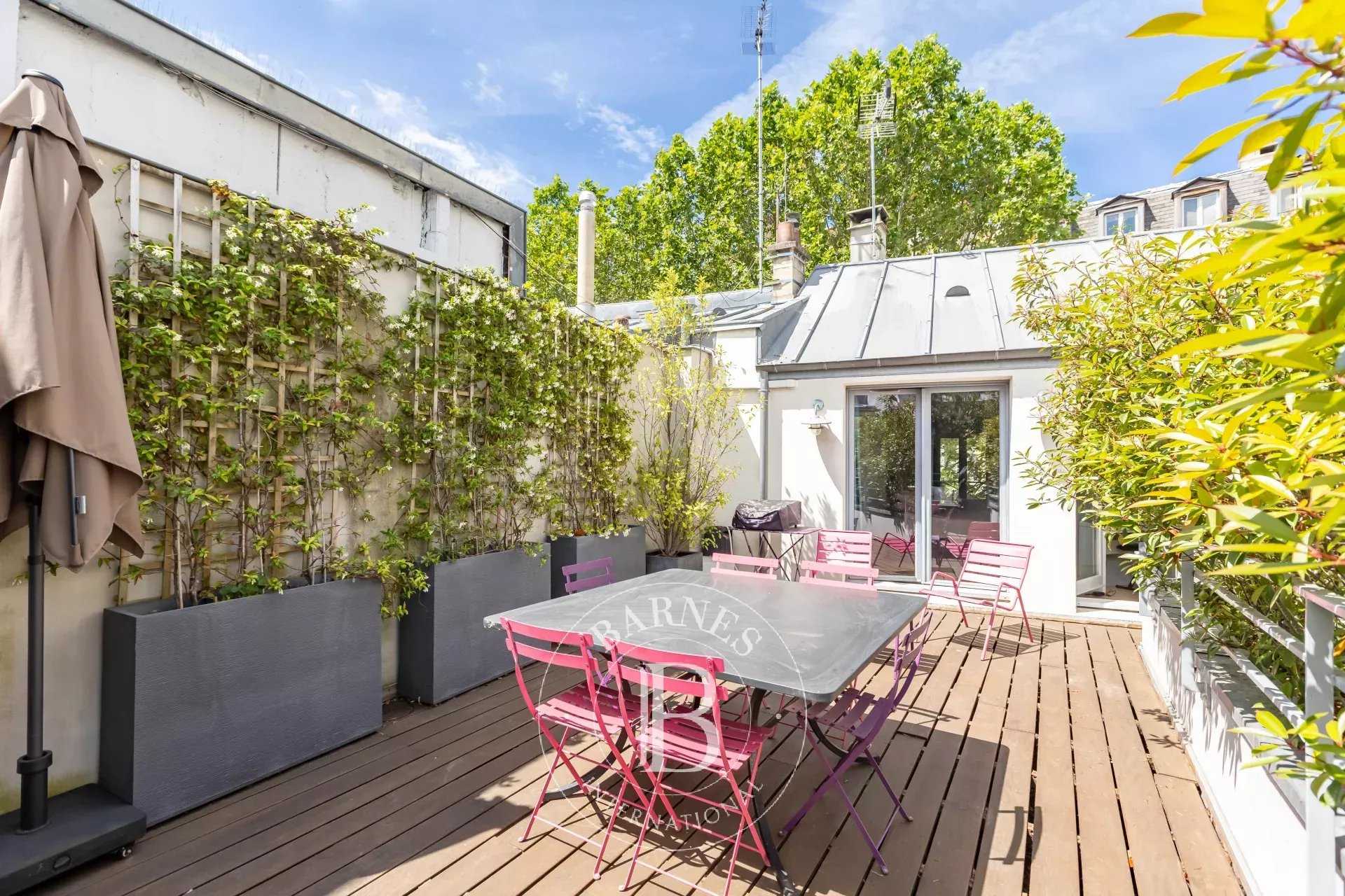 Boulogne-Billancourt  - Maison 7 Pi&egrave;ces 4 Chambres