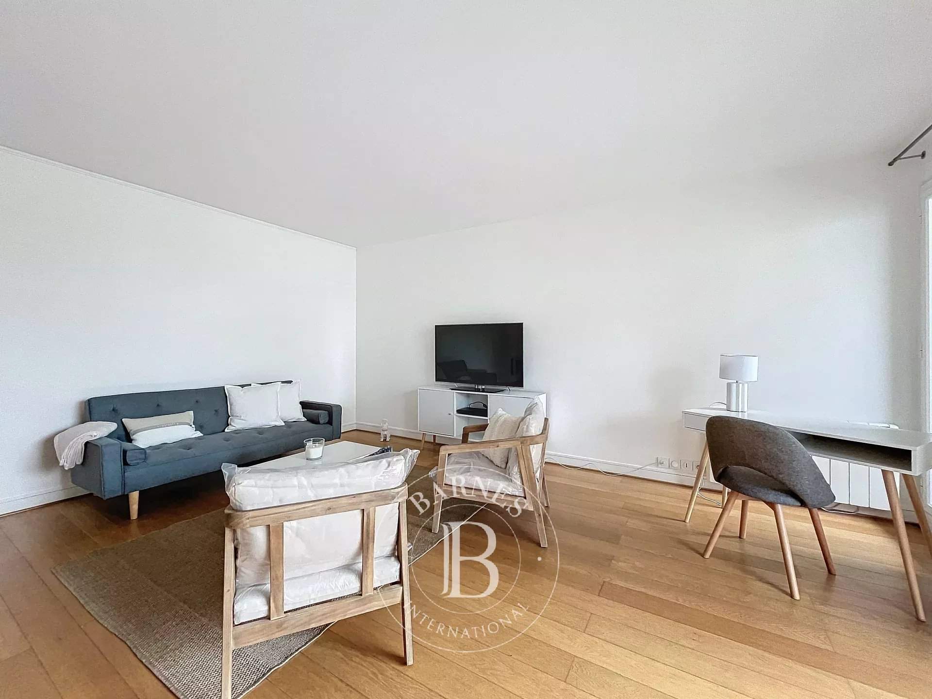 Boulogne-Billancourt  - Piso 2 Cuartos, 1 Habitacion - picture 2