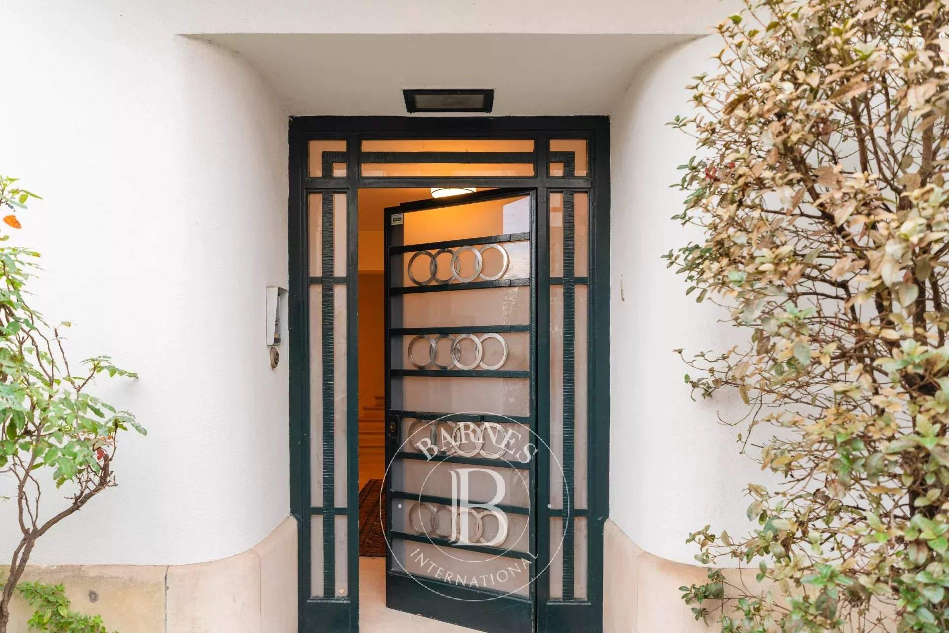 Boulogne-Billancourt  - Maison 11 Pi&egrave;ces 6 Chambres - picture 1