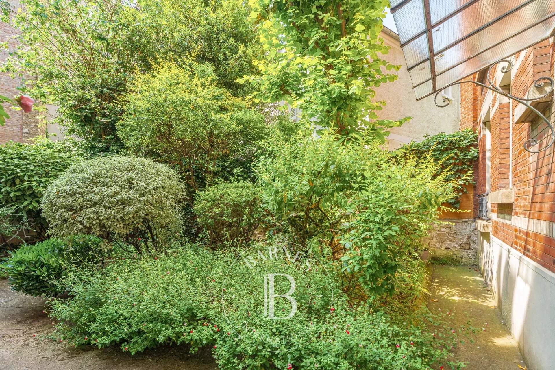 Boulogne-Billancourt  - Appartement 2 Pièces, 1 Chambre - picture 10