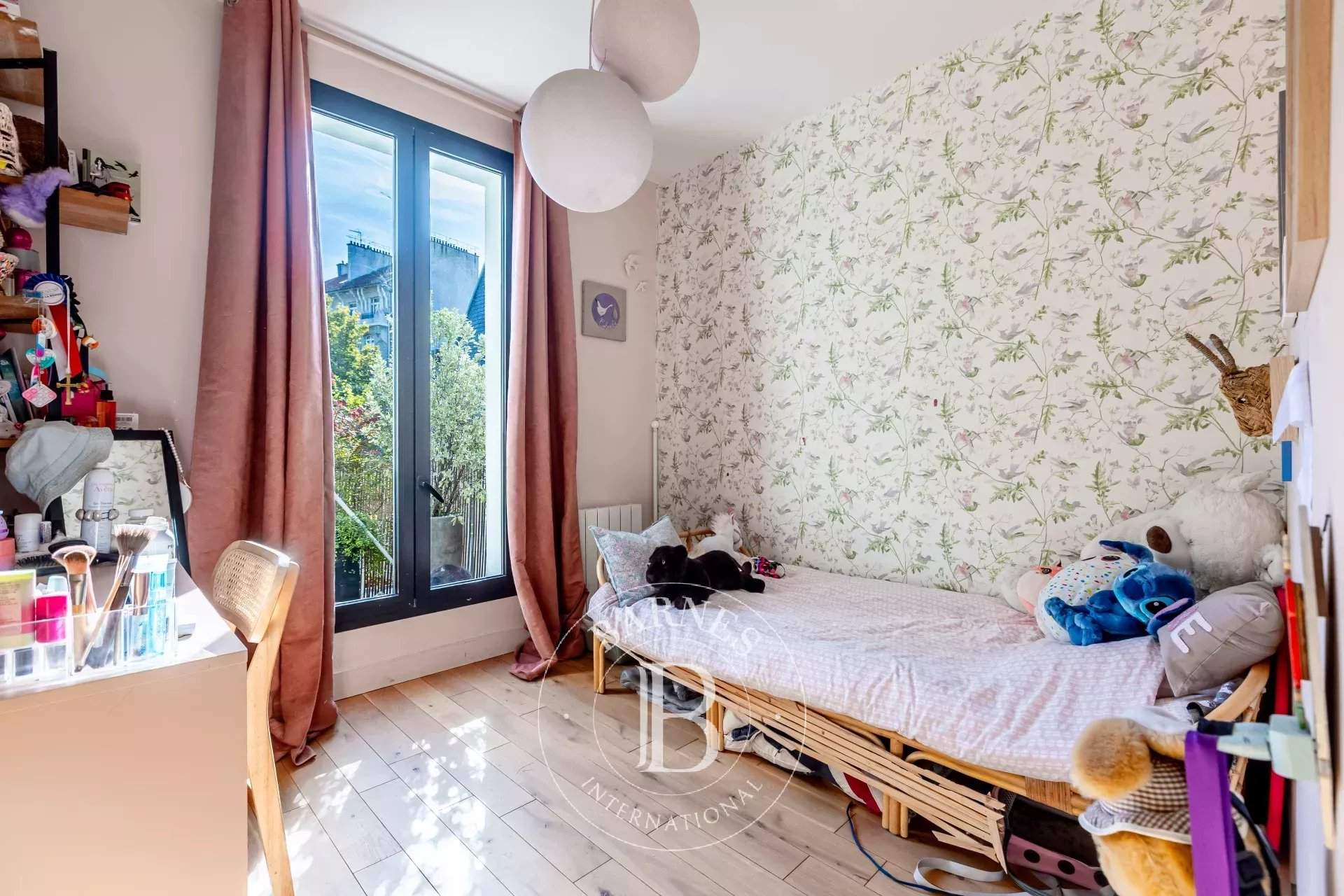 Boulogne-Billancourt  - Appartement 6 Pièces 4 Chambres - picture 10