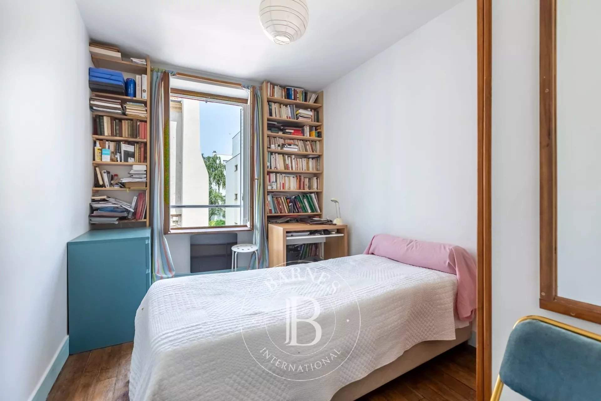 Boulogne-Billancourt  - Appartement 3 Pièces 2 Chambres - picture 4