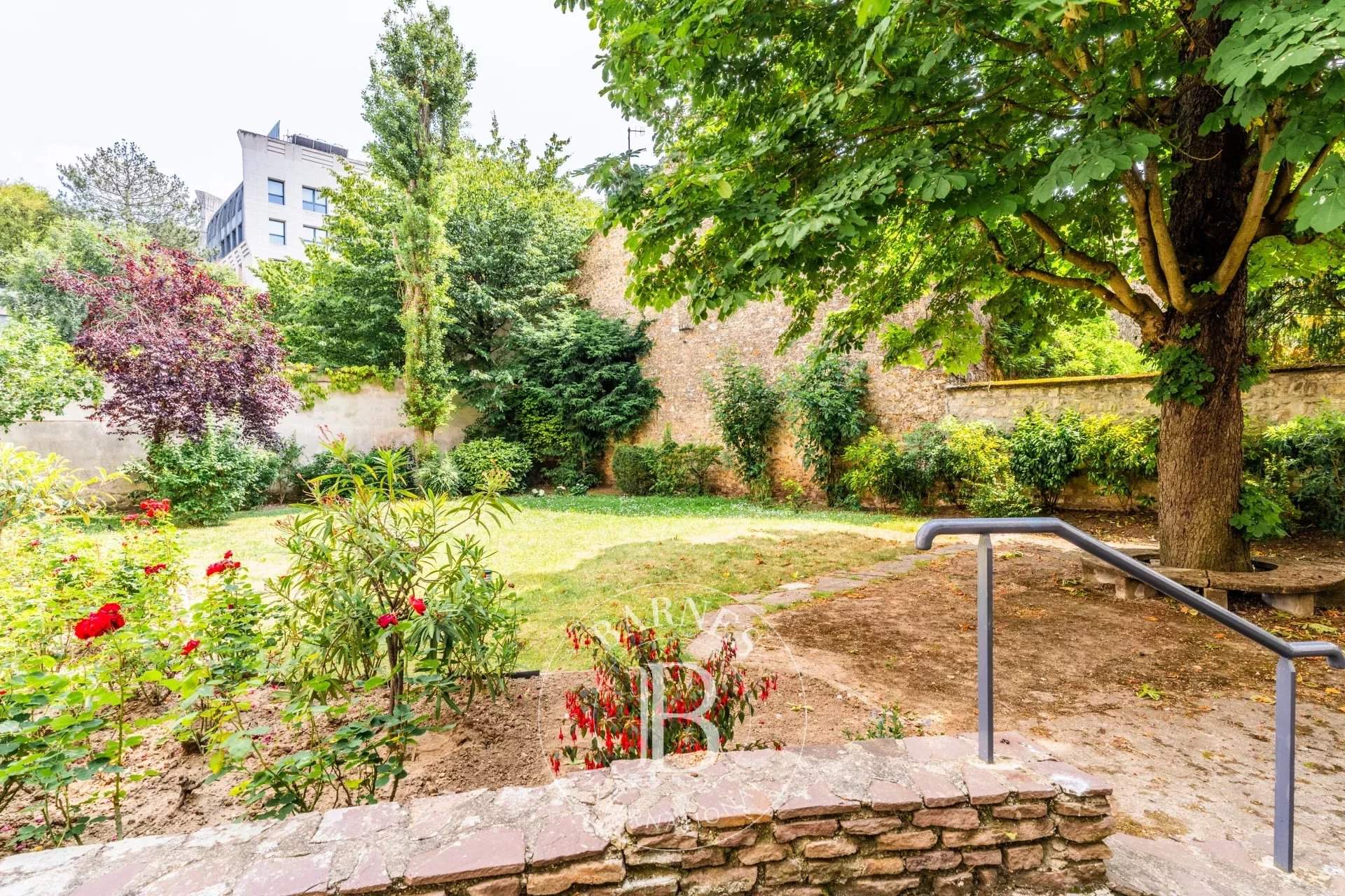 Boulogne-Billancourt  - Appartement 3 Pièces 2 Chambres - picture 4