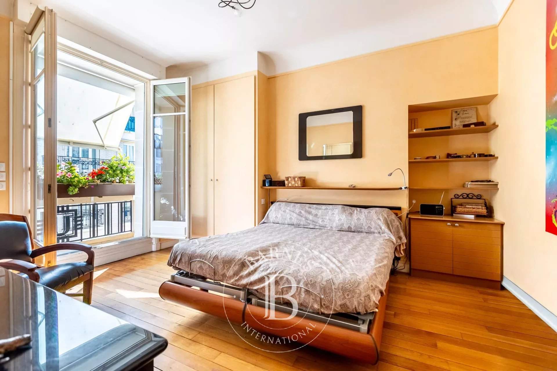 Boulogne-Billancourt  - Appartement 5 Pièces 3 Chambres - picture 8