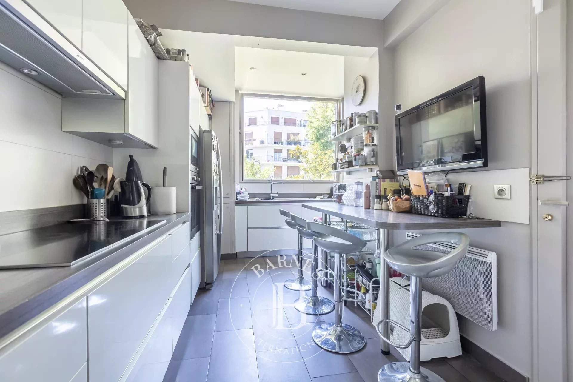 Boulogne-Billancourt  - Appartement 5 Pièces 3 Chambres - picture 8