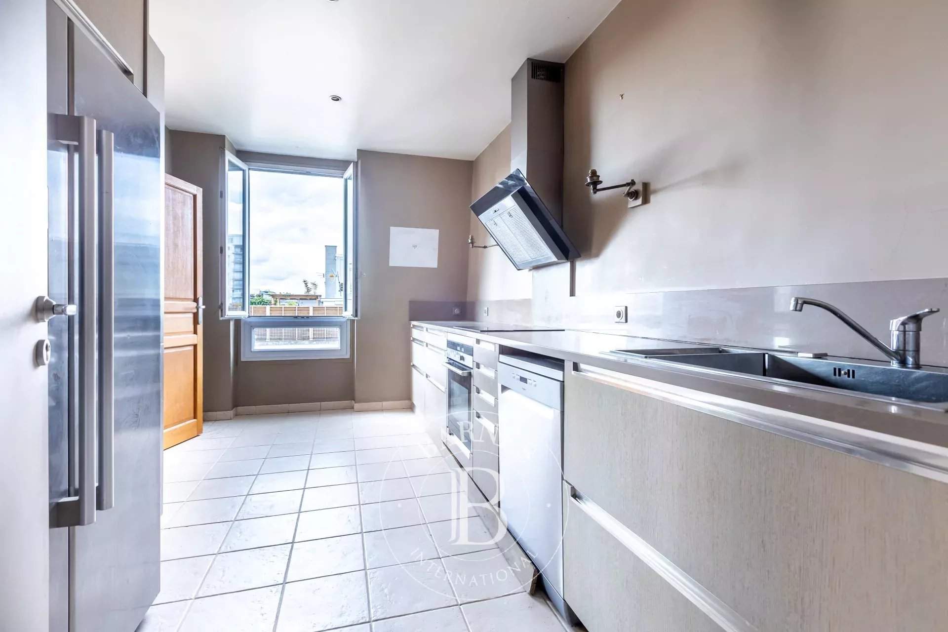 Boulogne-Billancourt  - Apartment 4 Bedrooms - picture 9