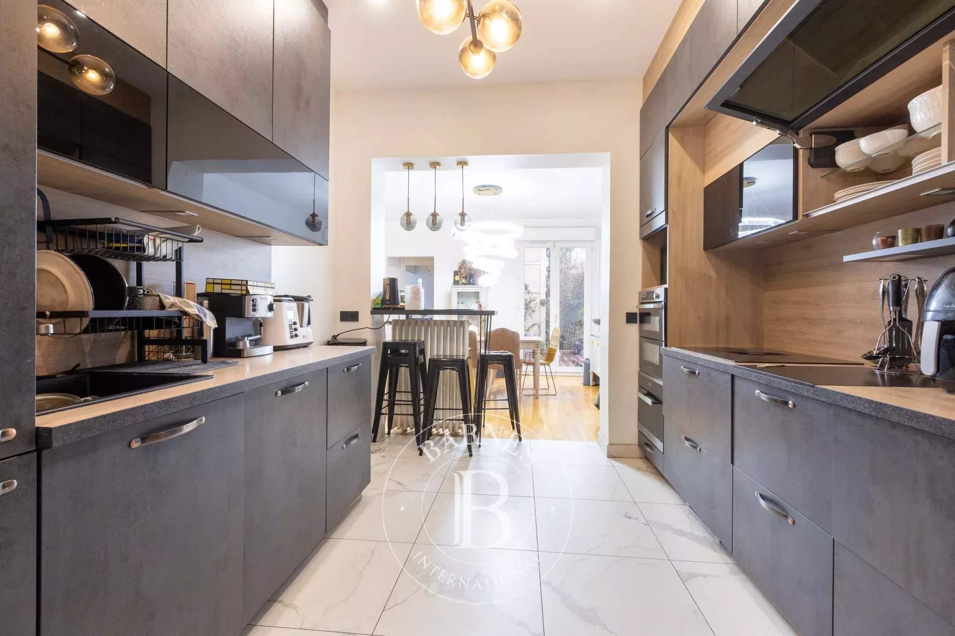 Boulogne-Billancourt  - Maison 11 Pi&egrave;ces 7 Chambres - picture 4