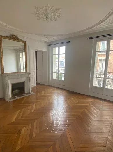 Boulogne-Billancourt  - Appartement 5 Pièces 3 Chambres - picture 2
