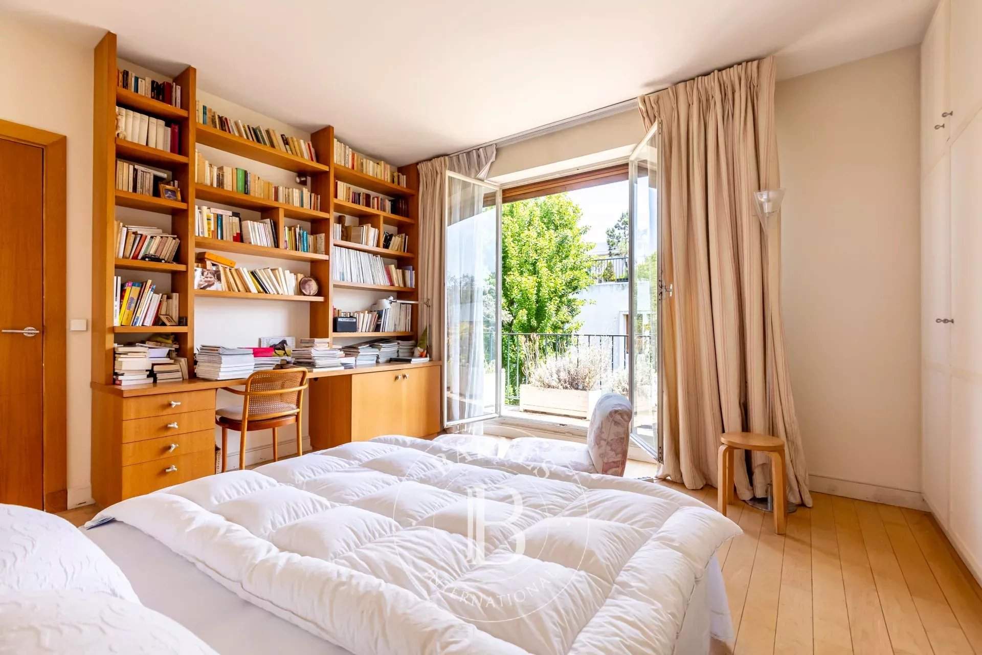 Boulogne-Billancourt  - Appartement 6 Pièces 3 Chambres - picture 11