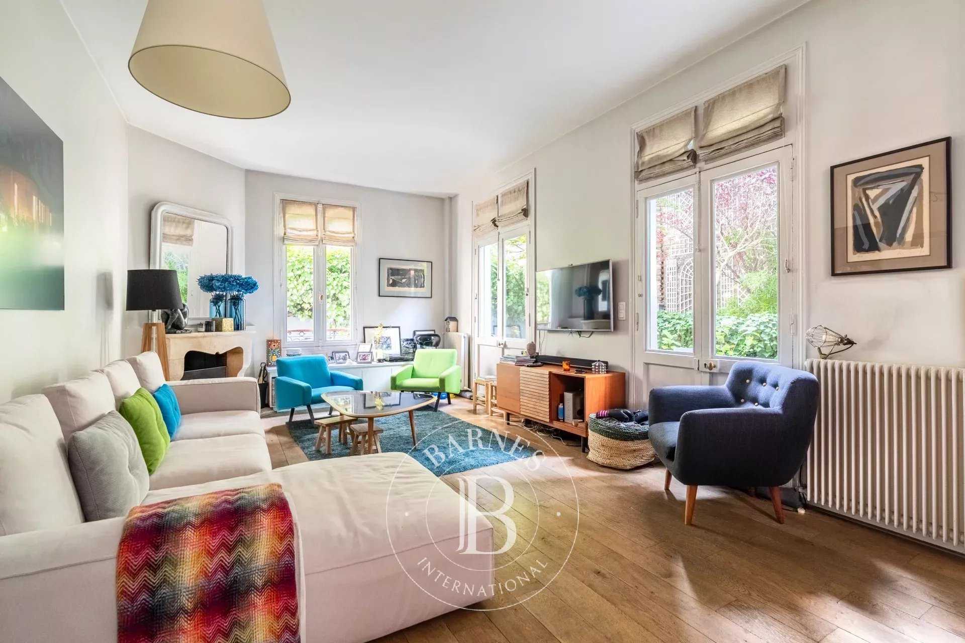 Paris  - Maison 4 Pièces