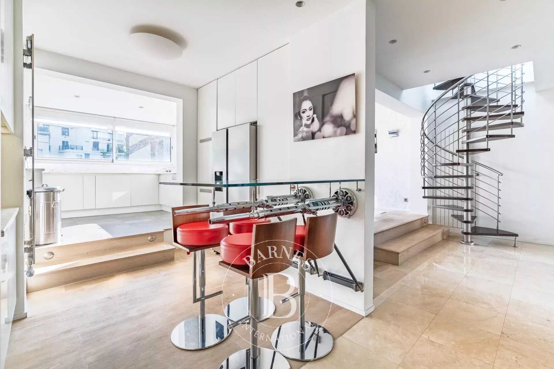 Paris  - Apartment 3 Bedrooms