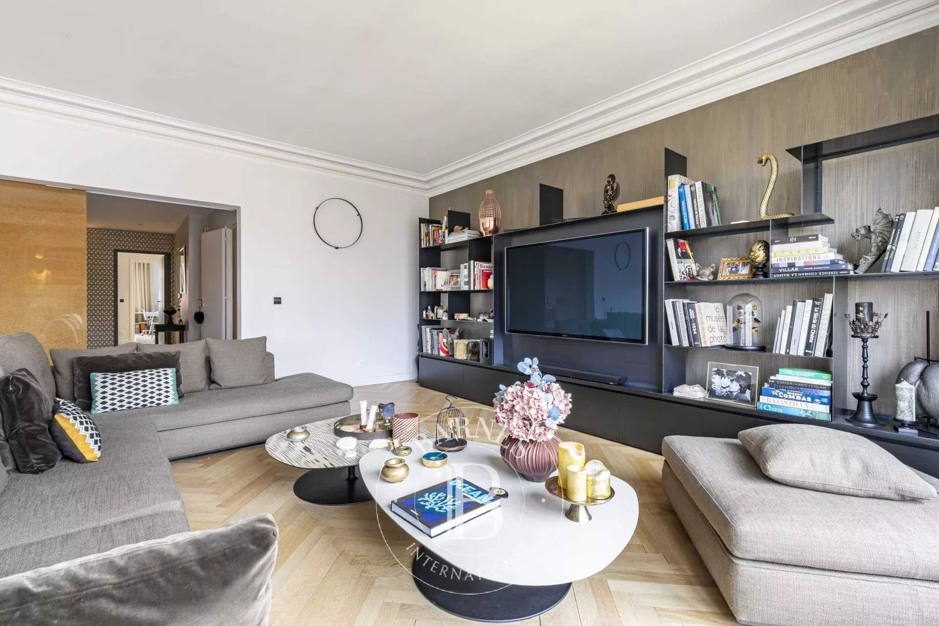 Paris  - Piso 6 Cuartos 4 Habitaciones