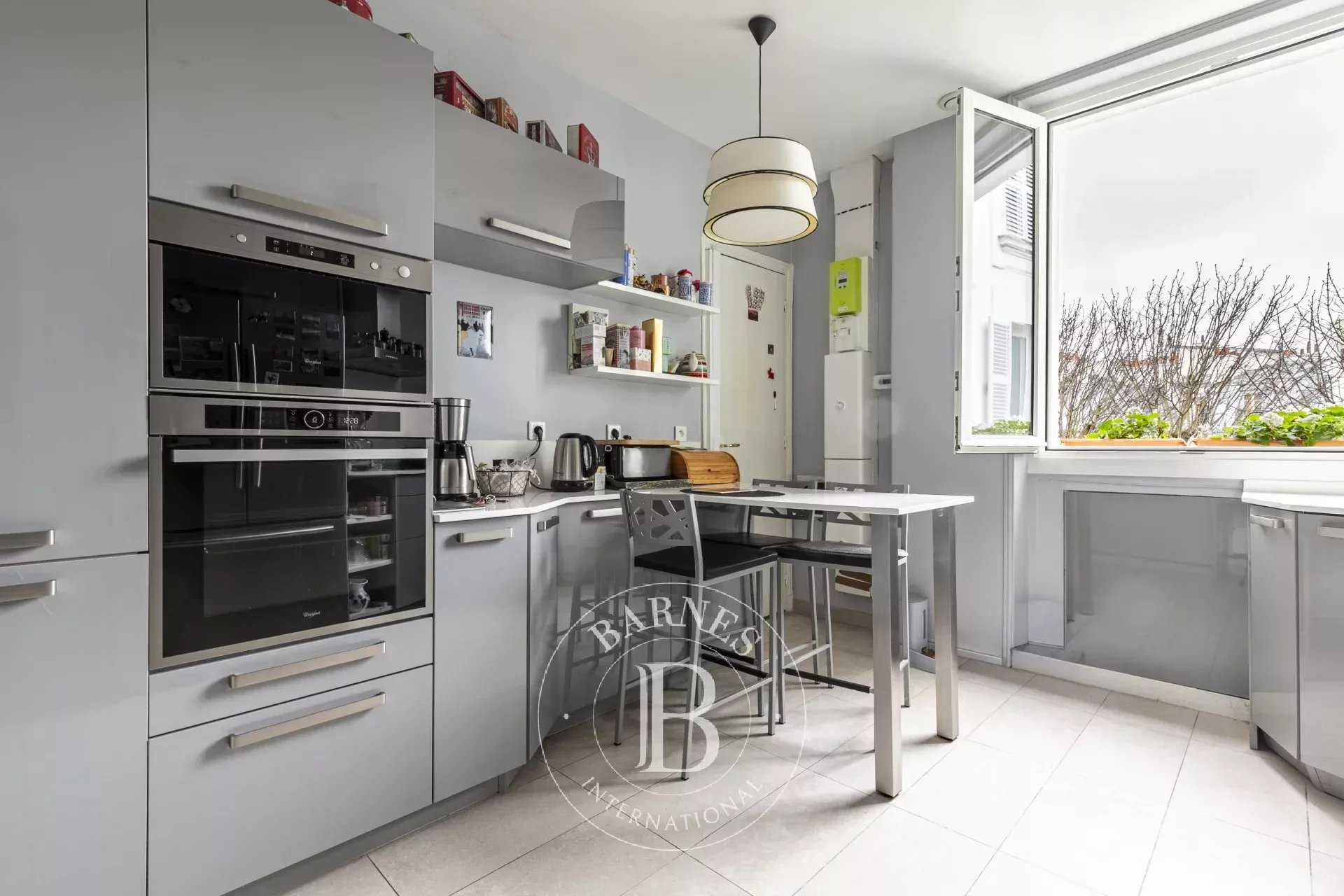 Paris  - Apartment 4 Bedrooms