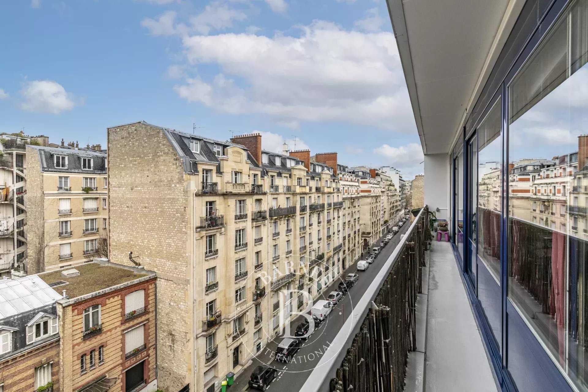 Paris  - Appartement 5 Pi&egrave;ces 3 Chambres