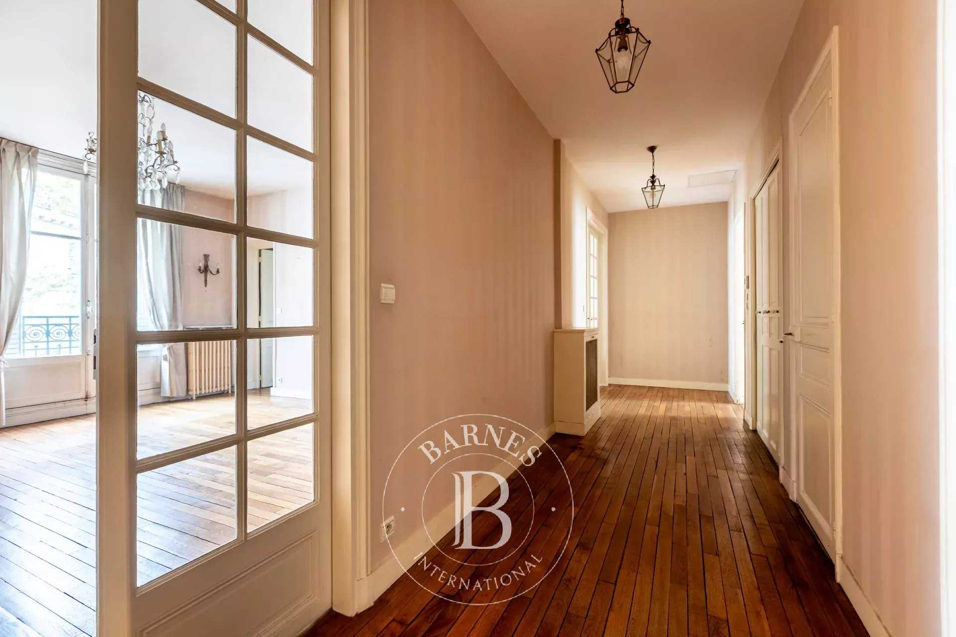 Paris  - Casa 10 Cuartos 4 Habitaciones