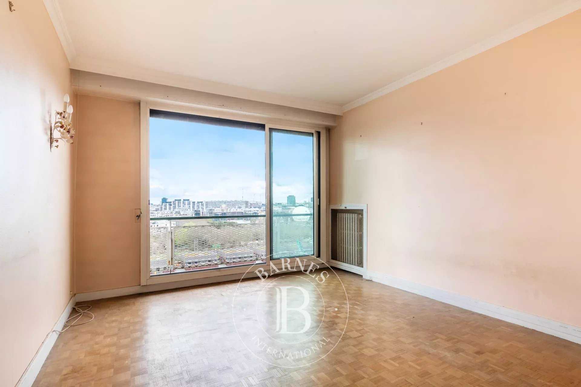 Paris  - Apartment 3 Bedrooms