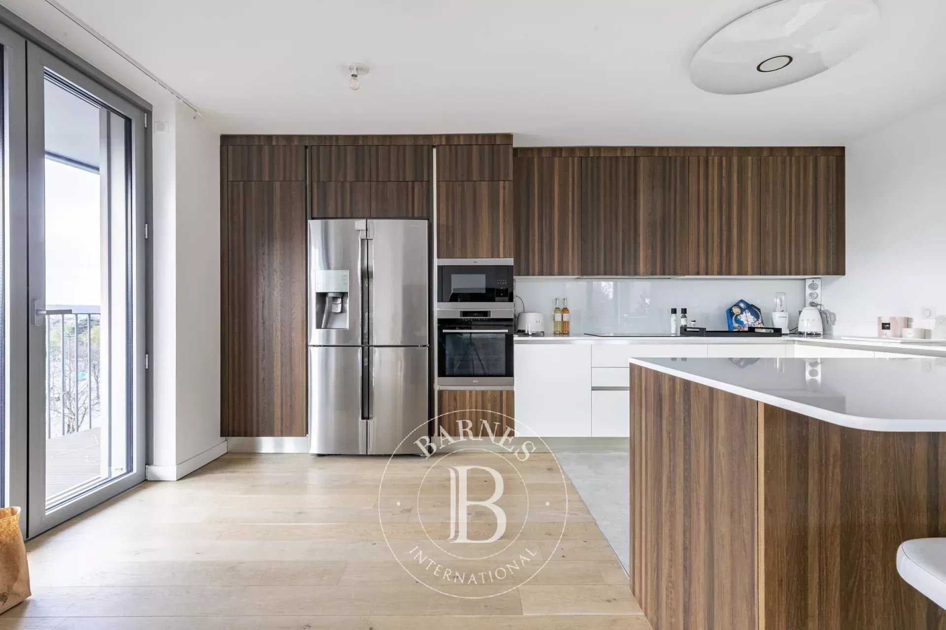 Paris  - Apartment 3 Bedrooms