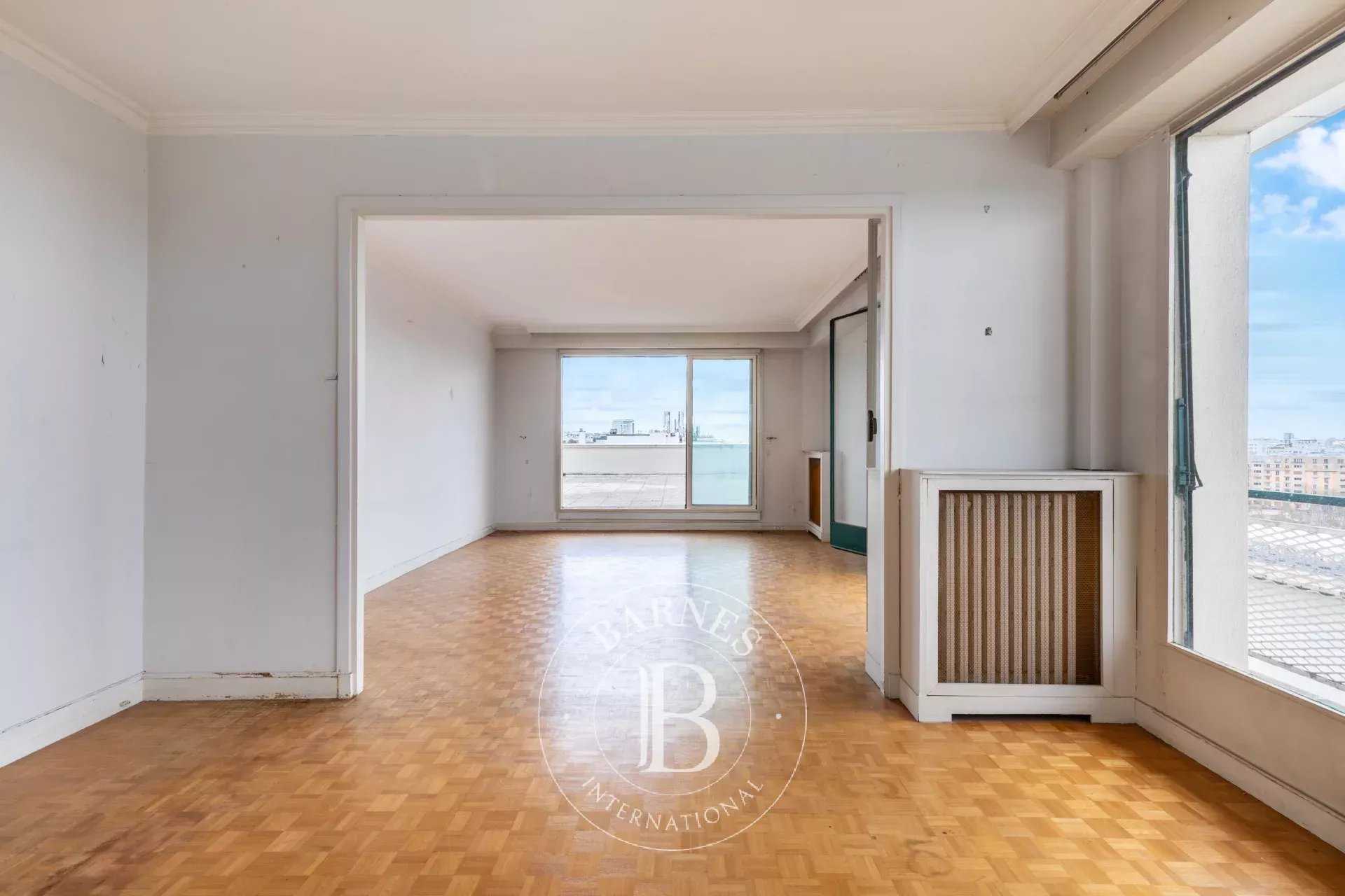 Paris  - Apartment 3 Bedrooms