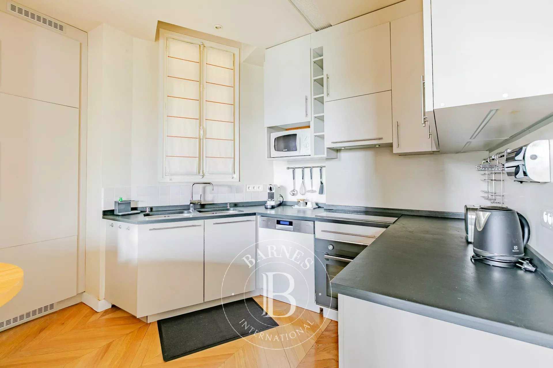 Paris  - Piso 4 Cuartos 2 Habitaciones