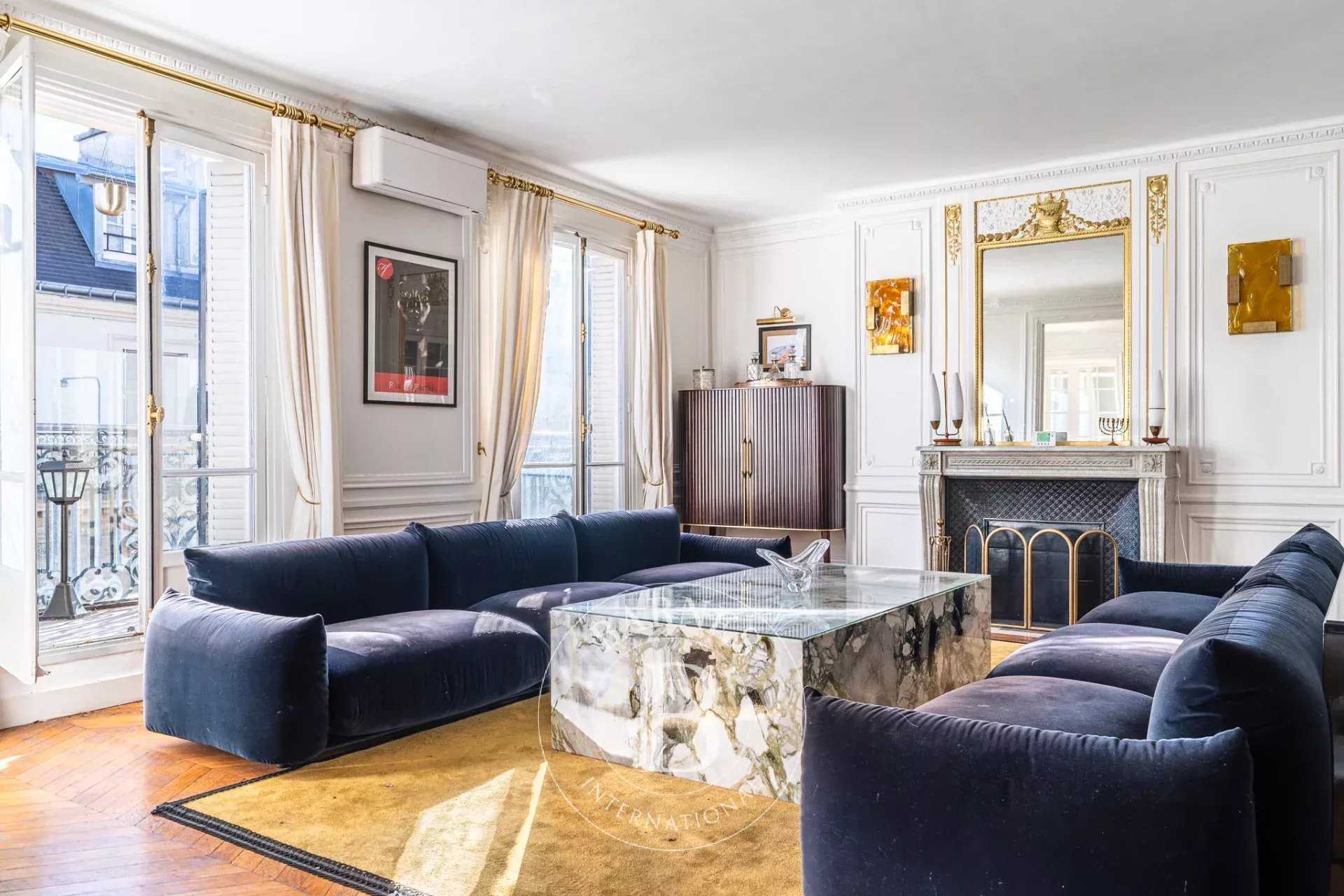 Paris  - Appartement 7 Pi&egrave;ces 5 Chambres