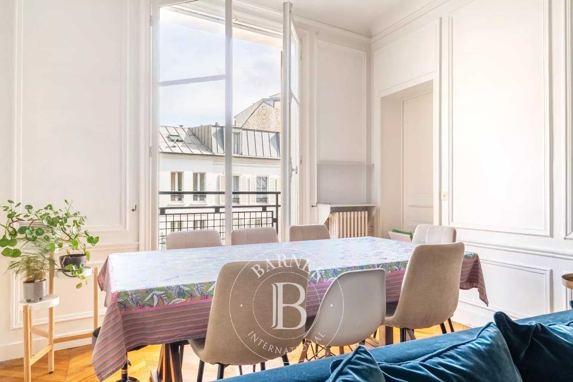 Paris  - Apartment 2 Bedrooms