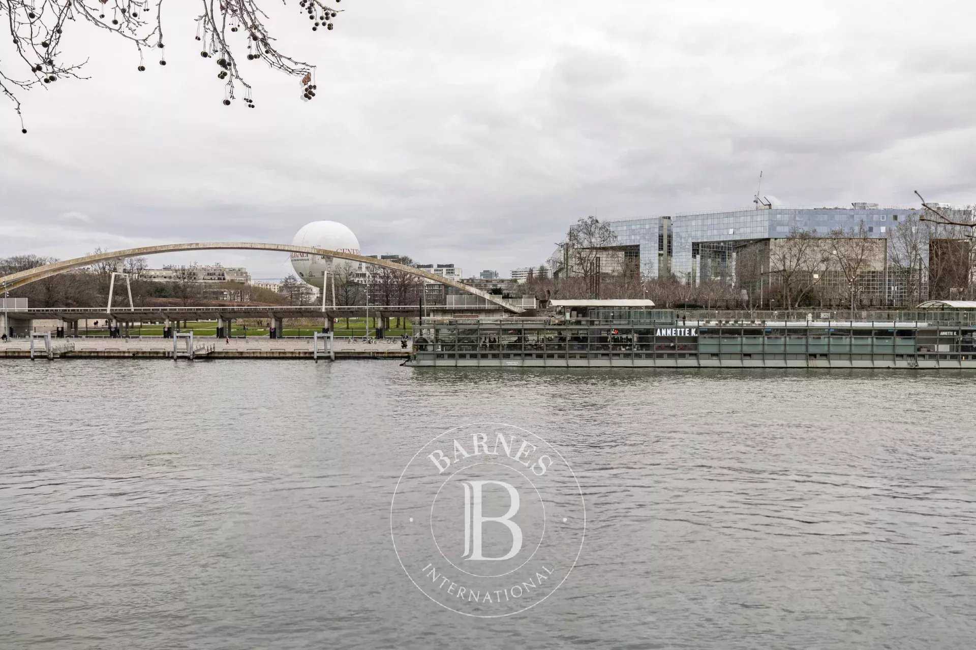Paris  - Piso 6 Cuartos 3 Habitaciones