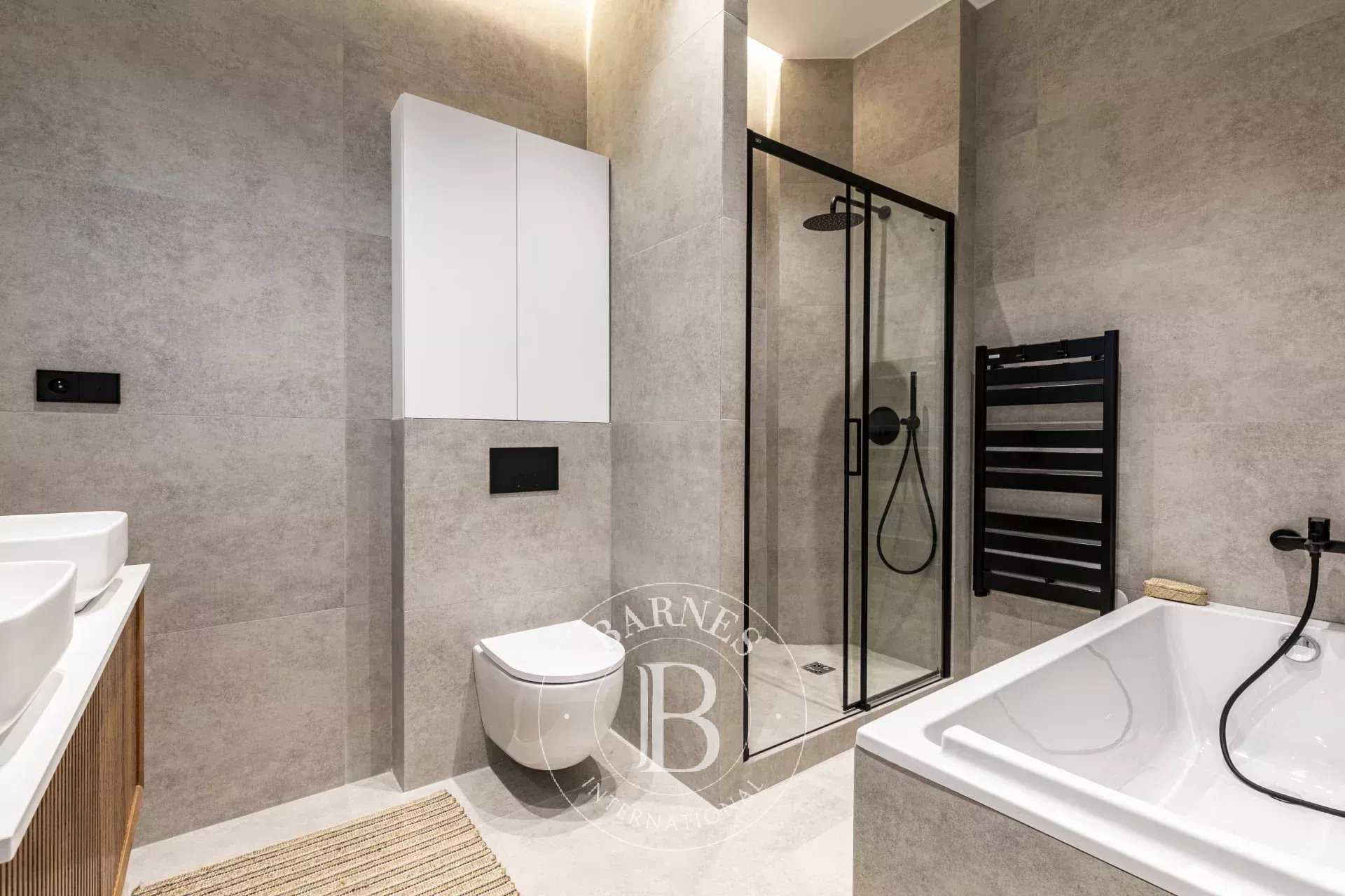 Paris  - Apartment 3 Bedrooms